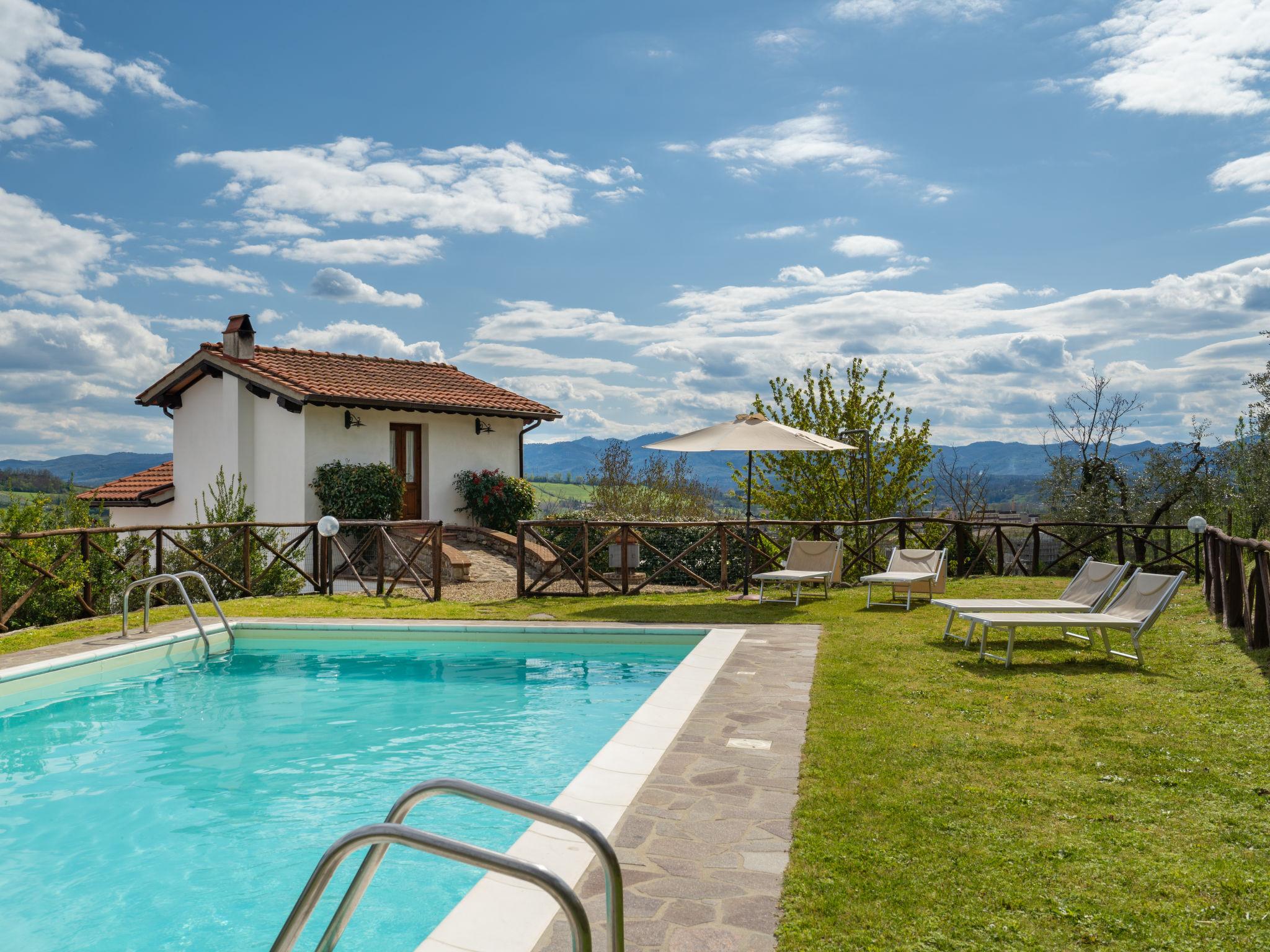 Photo 27 - Maison de 3 chambres à Terranuova Bracciolini avec piscine privée et jardin