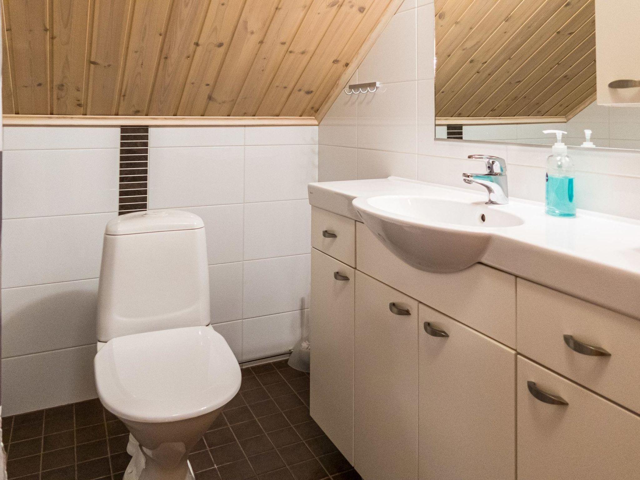 Foto 18 - Haus mit 4 Schlafzimmern in Sotkamo mit sauna