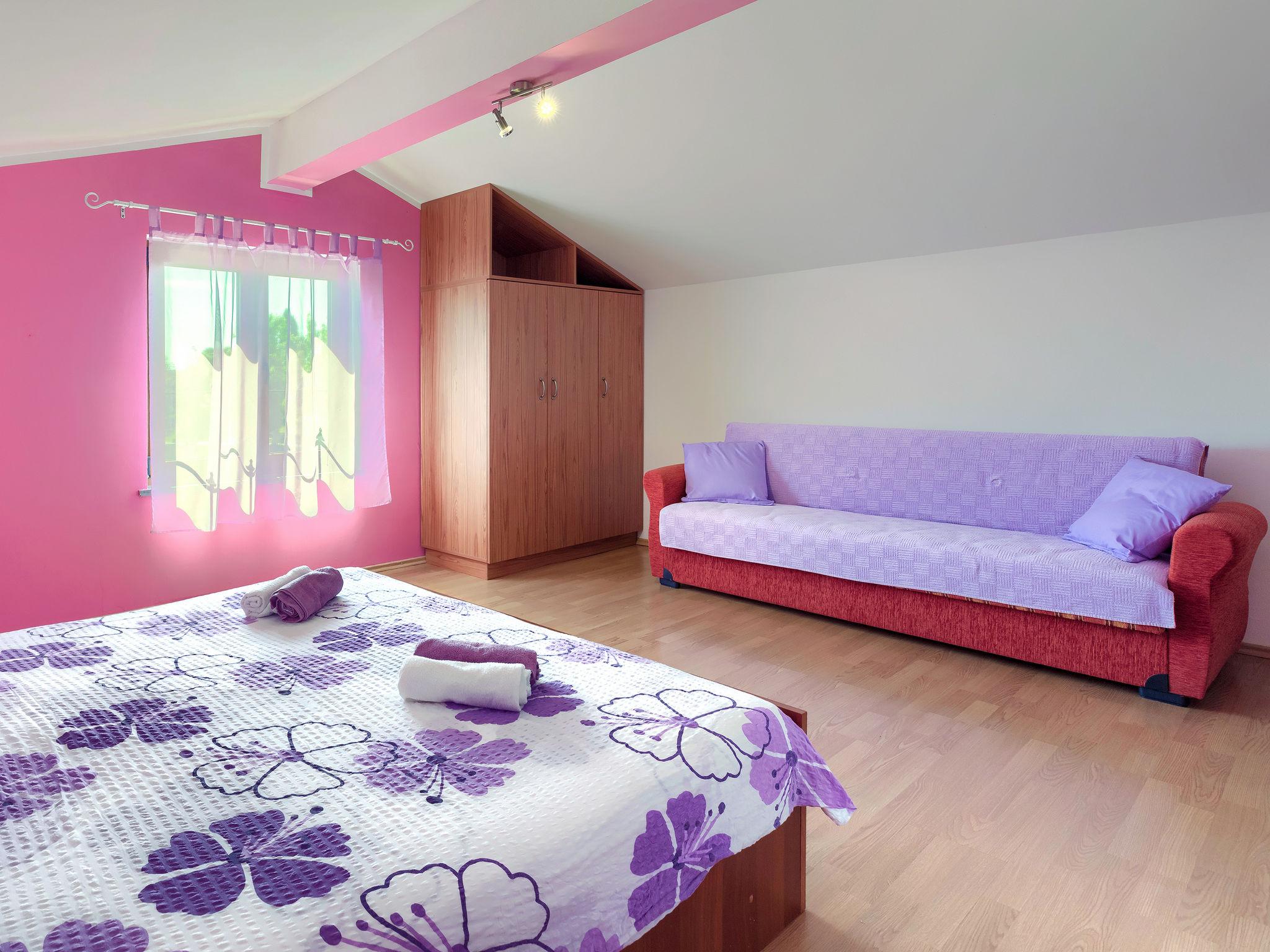 Foto 30 - Casa con 2 camere da letto a Sveti Petar u Šumi con piscina privata e vista mare