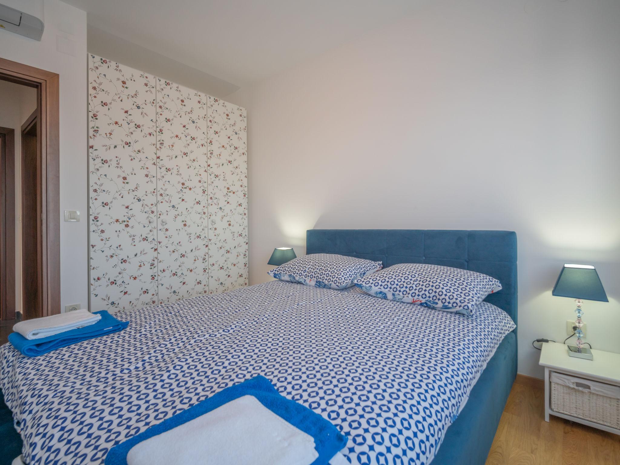 Foto 13 - Appartamento con 2 camere da letto a Lovran con terrazza e vista mare