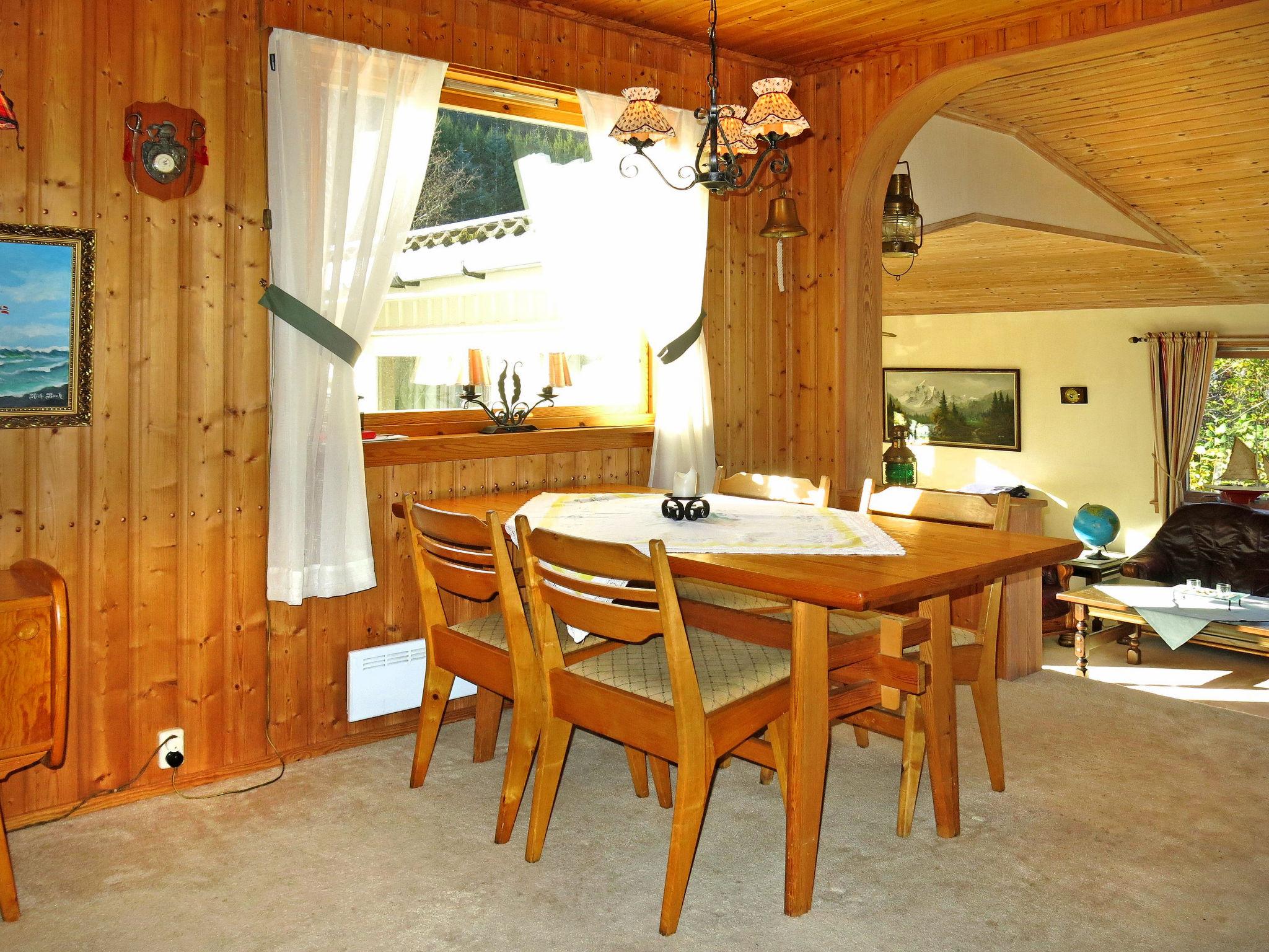 Photo 4 - 2 bedroom House in Farsund with garden and terrace