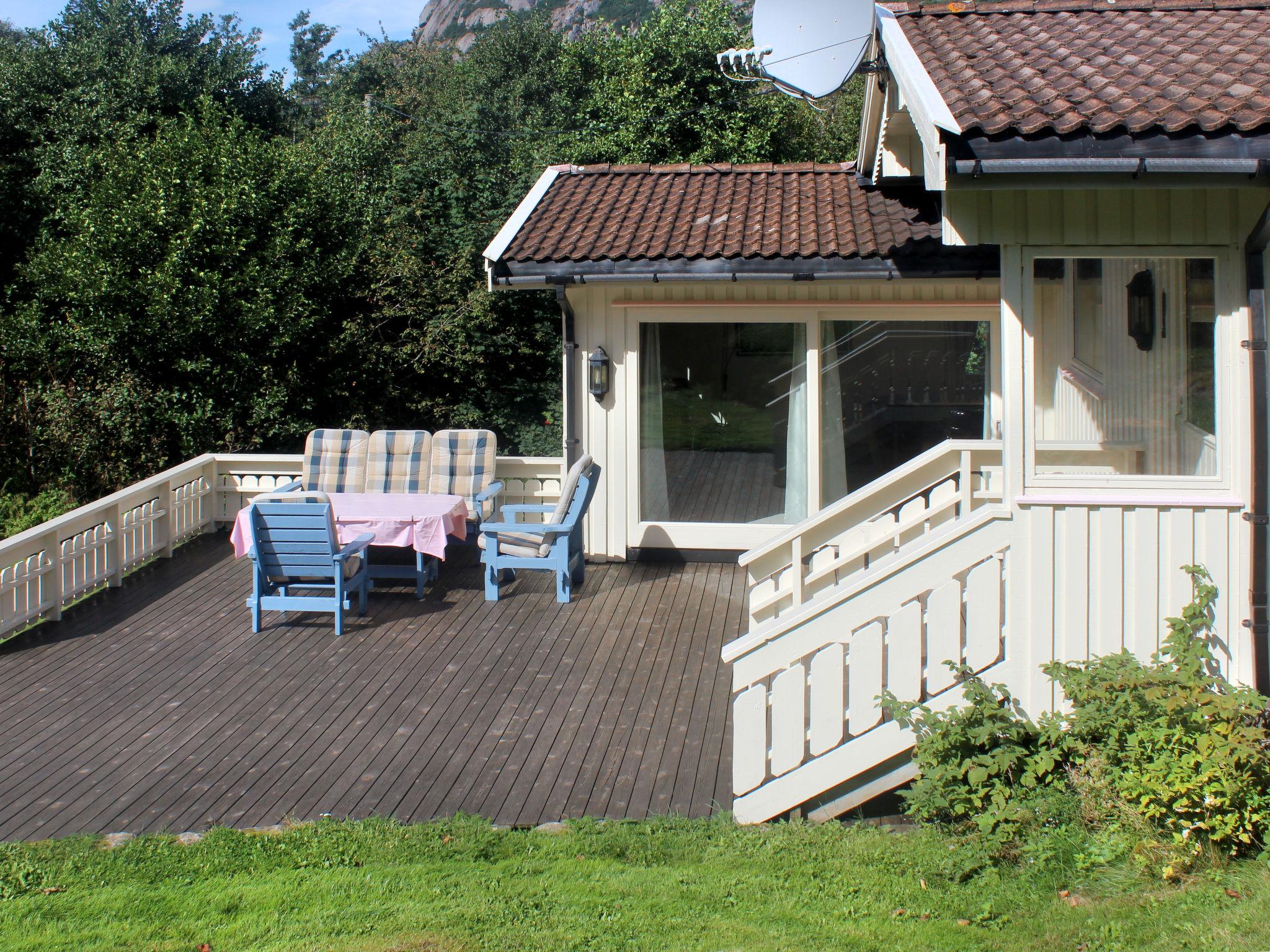 Foto 5 - Casa de 2 habitaciones en Farsund con jardín y terraza