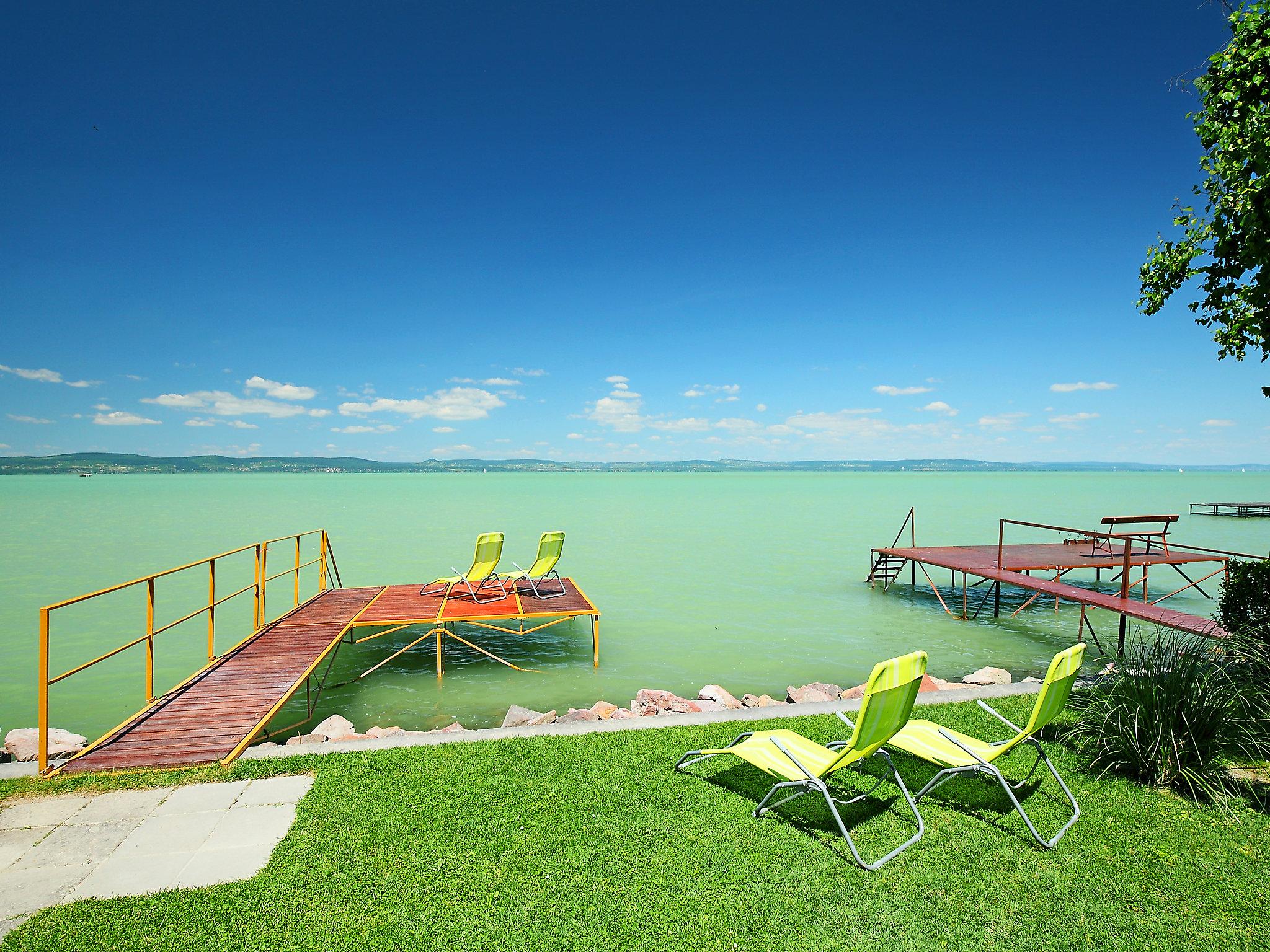 Foto 20 - Casa con 3 camere da letto a Balatonlelle con giardino e terrazza