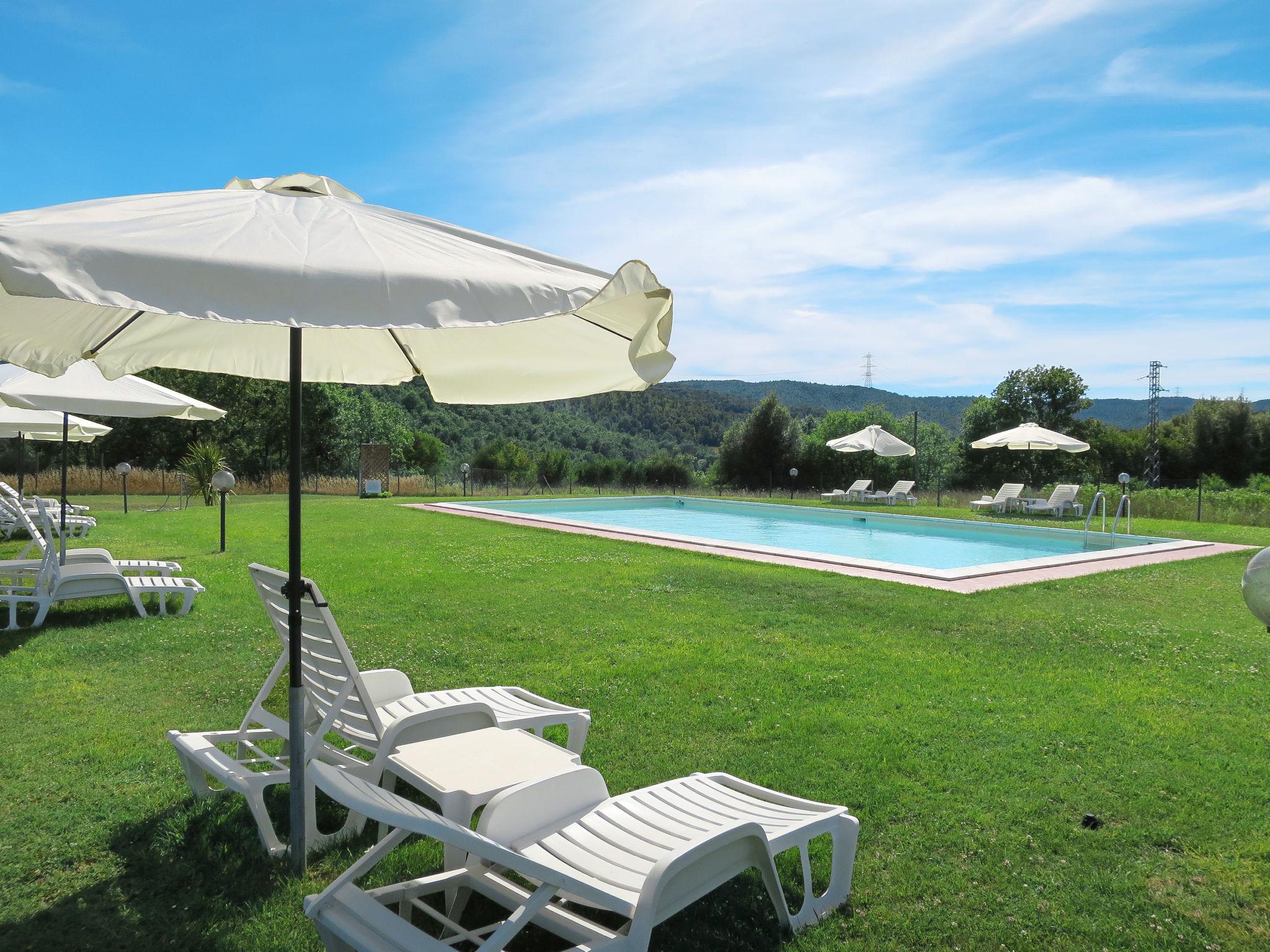 Photo 22 - Appartement de 1 chambre à Massa Marittima avec piscine et jardin