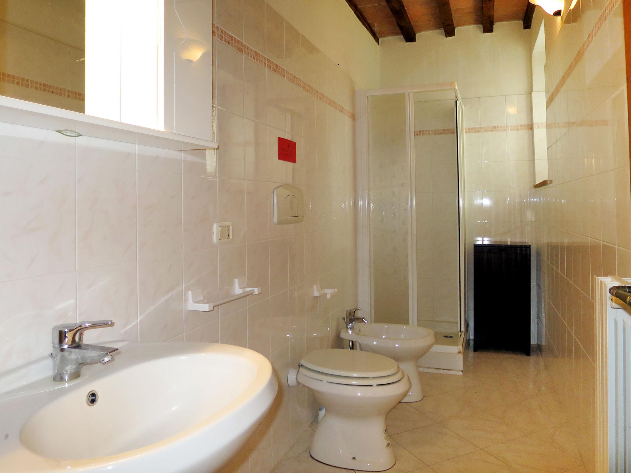 Photo 13 - 1 bedroom Apartment in Massa Marittima with swimming pool and garden