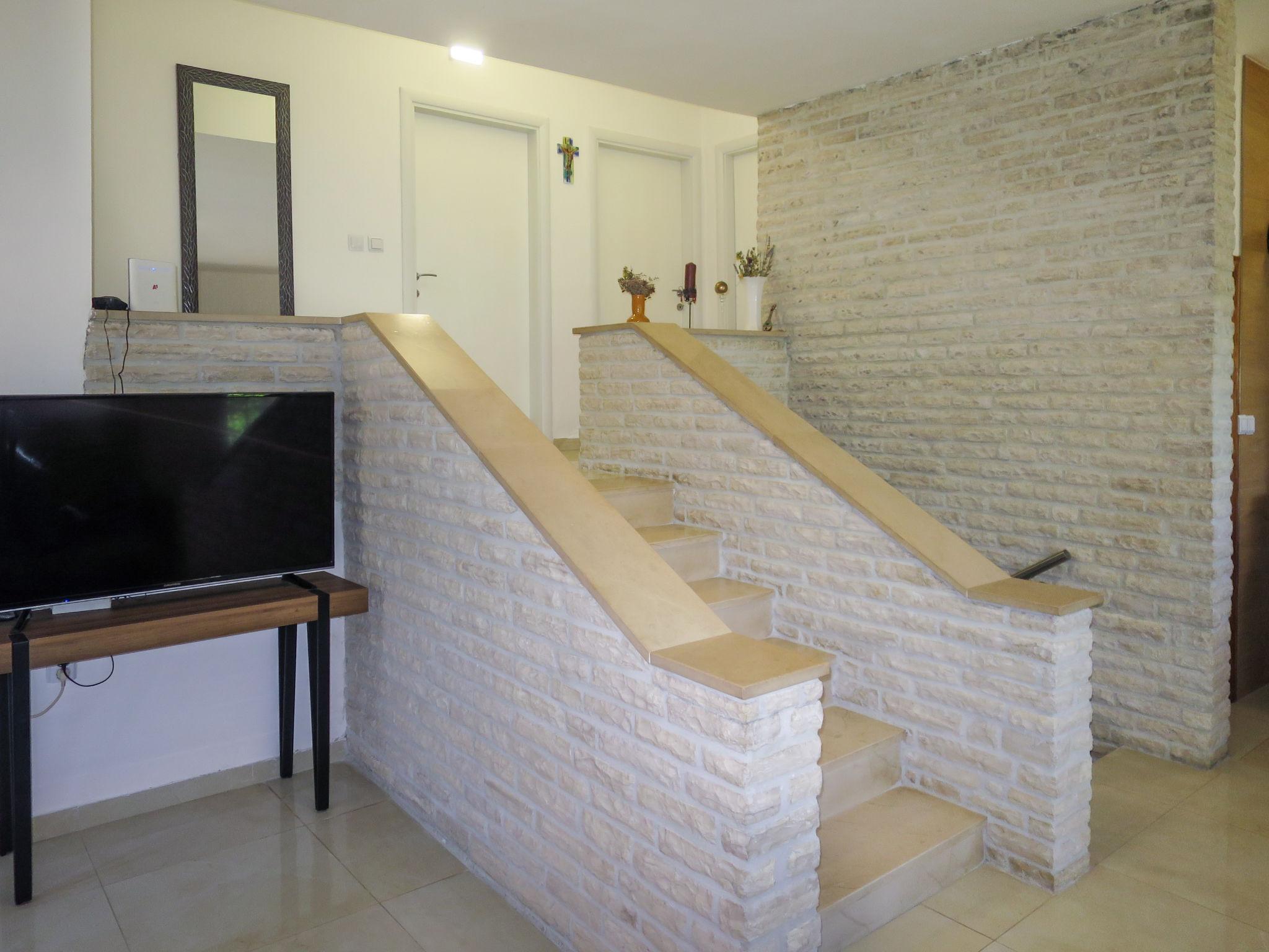 Photo 5 - 3 bedroom House in Novigrad with terrace and sea view