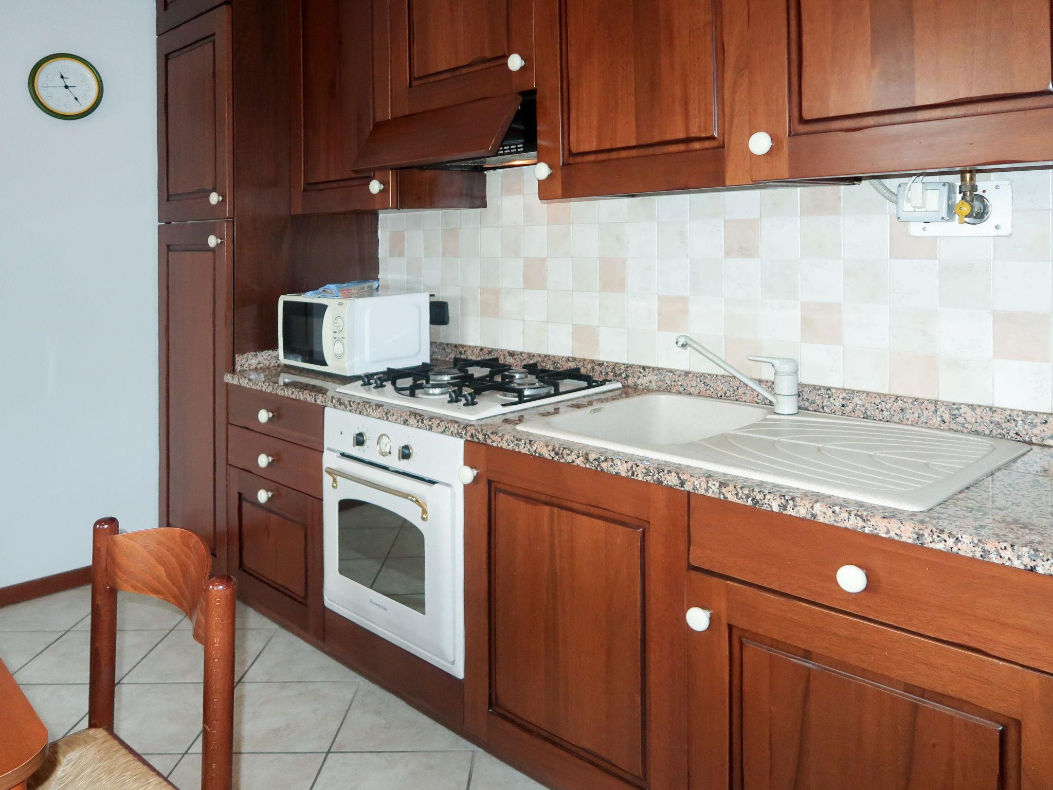 Foto 7 - Apartamento de 2 quartos em Verbania