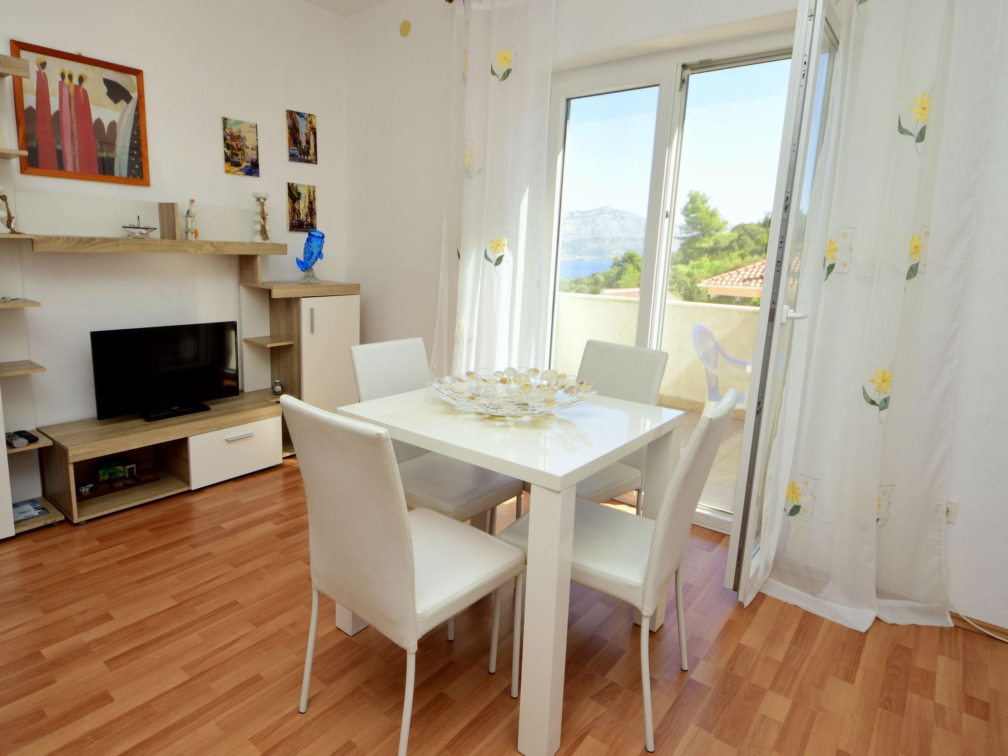 Photo 15 - Maison de 5 chambres à Postira avec terrasse et vues à la mer