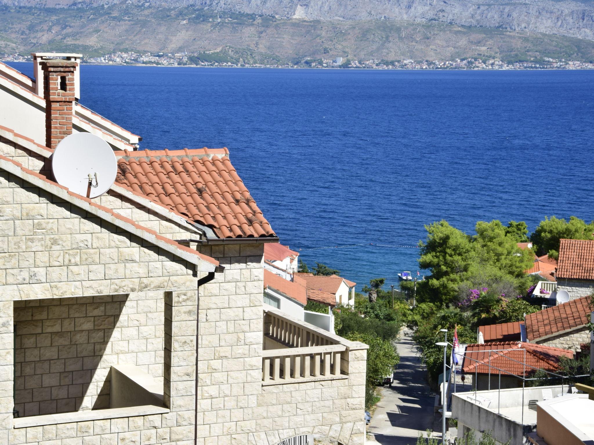 Photo 6 - Maison de 5 chambres à Postira avec terrasse et vues à la mer