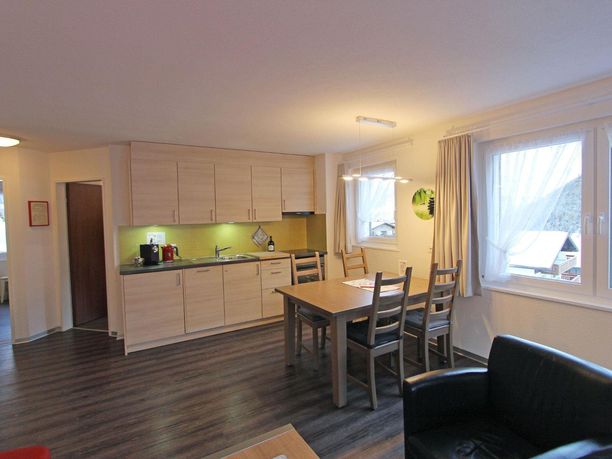 Foto 3 - Apartamento de 2 habitaciones en Saas-Fee