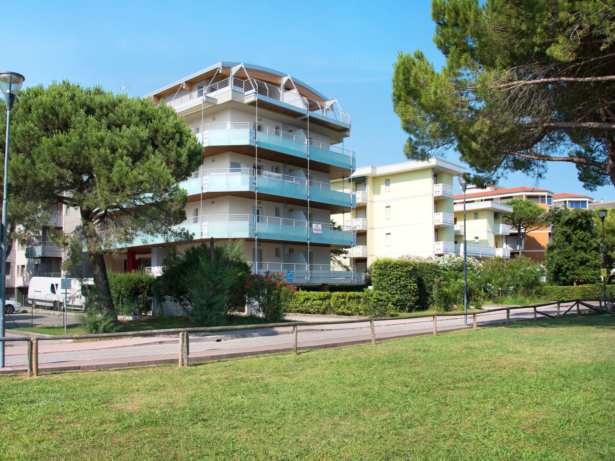 Photo 18 - Appartement de 2 chambres à San Michele al Tagliamento avec vues à la mer