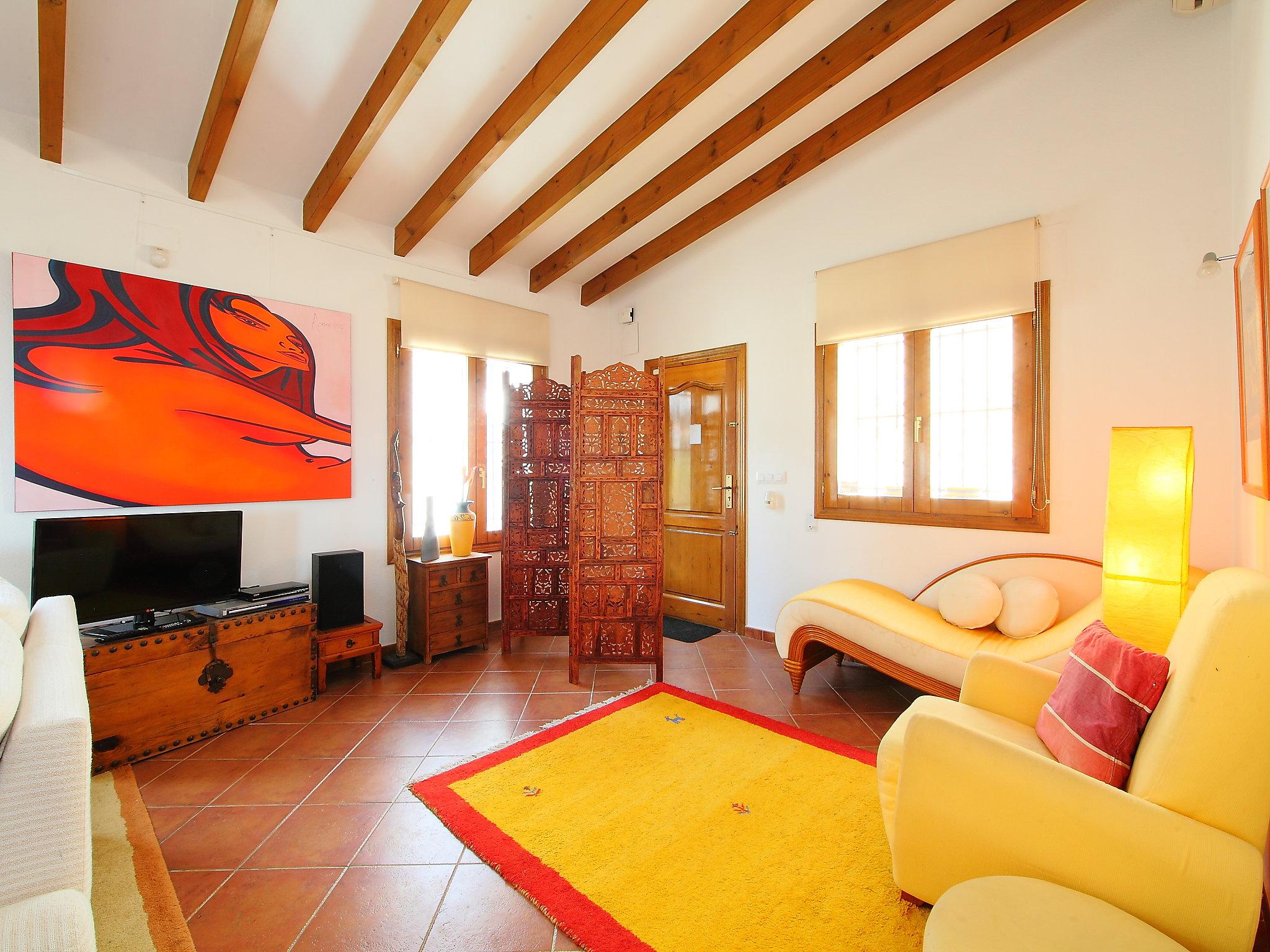 Photo 13 - 2 bedroom House in Dénia with private pool and garden