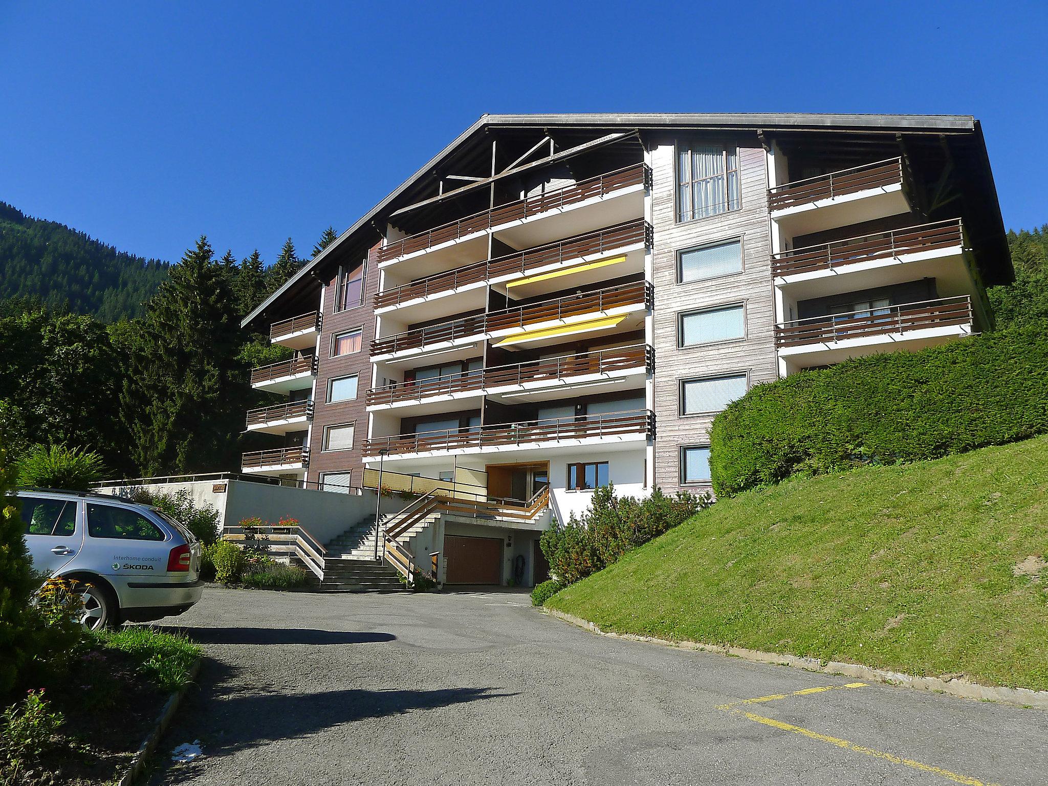 Foto 1 - Apartamento de 2 habitaciones en Ollon con vistas a la montaña