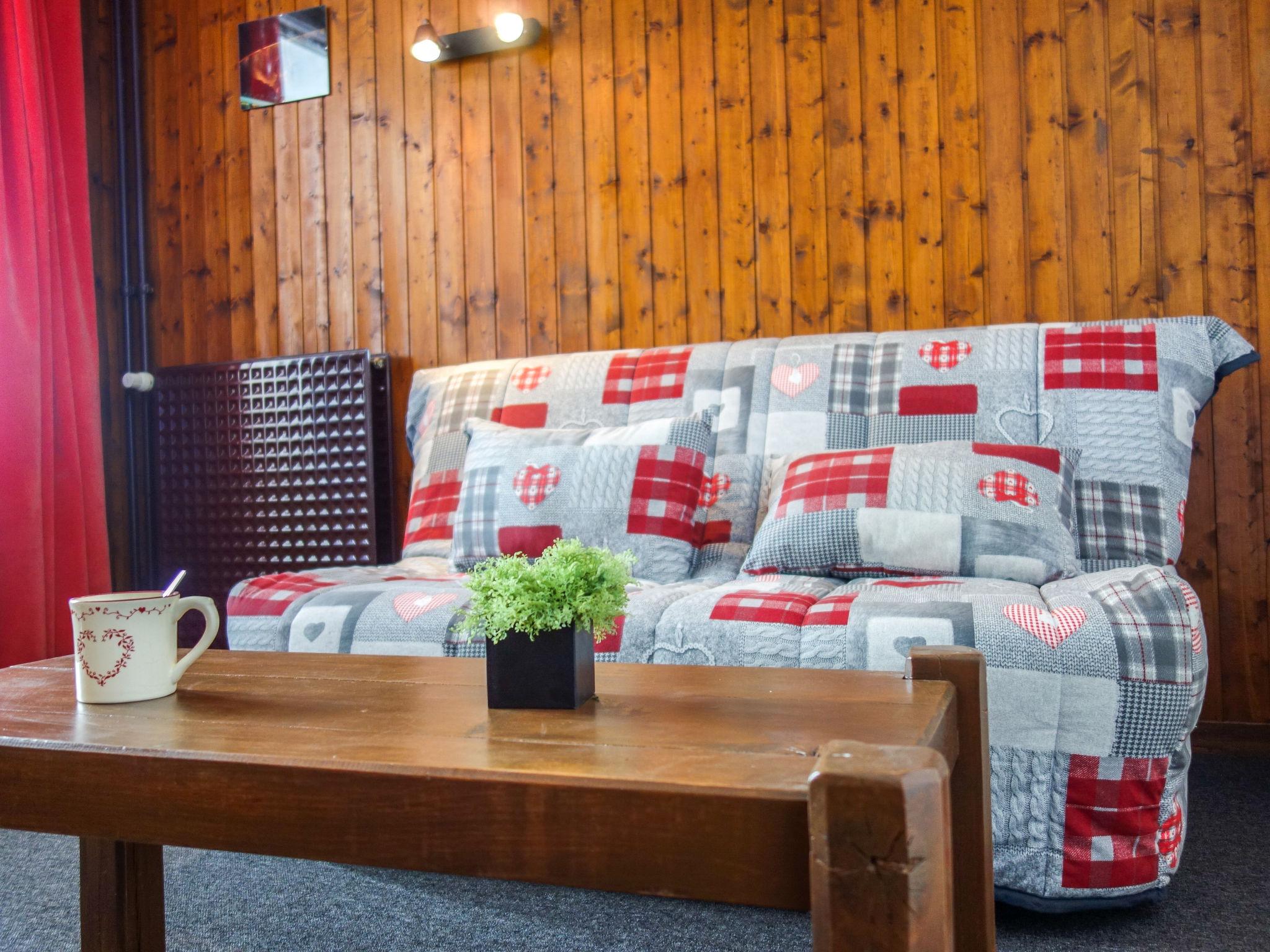 Photo 3 - Apartment in Tignes with mountain view