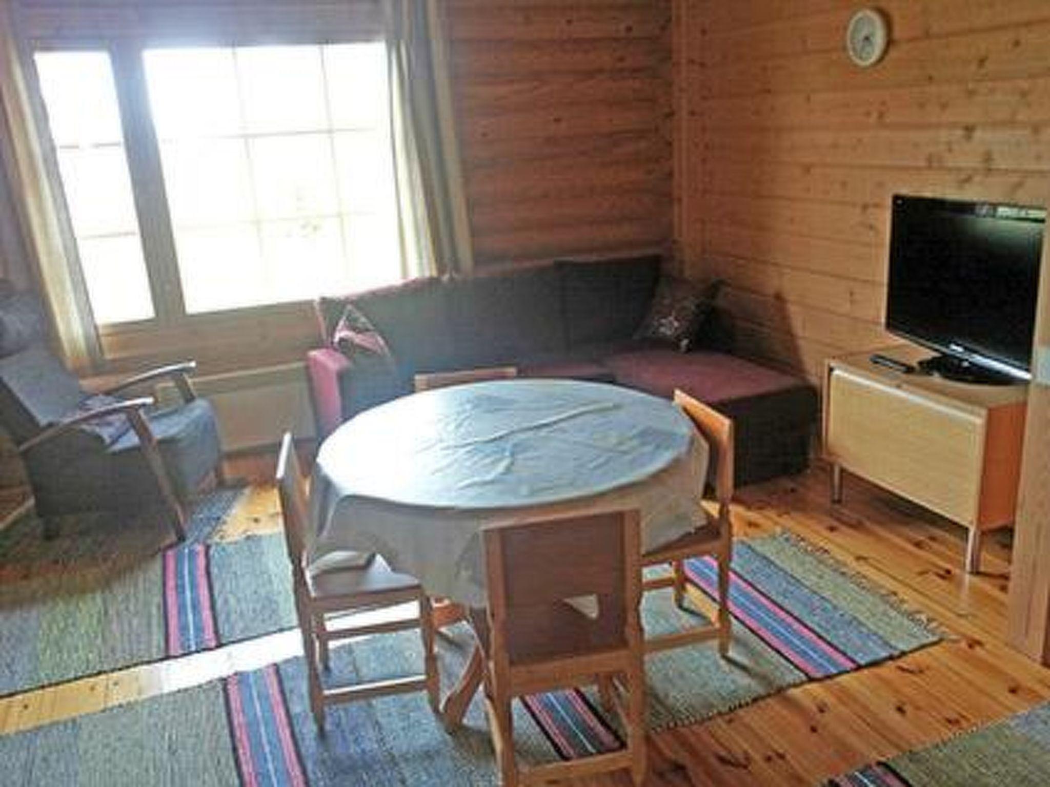 Foto 9 - Casa de 3 habitaciones en Taivassalo con sauna
