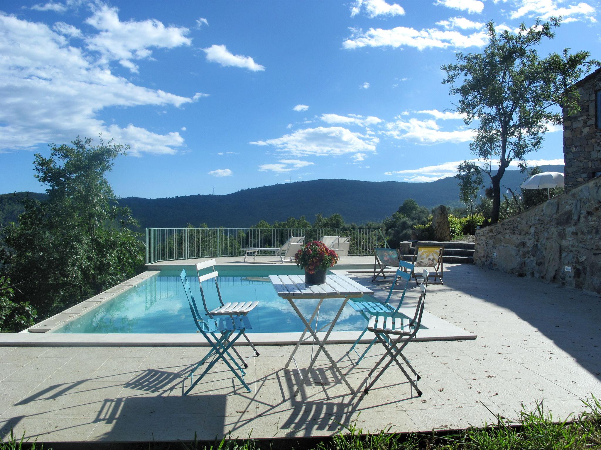 Photo 7 - Maison de 2 chambres à Pietrabruna avec piscine privée et jardin