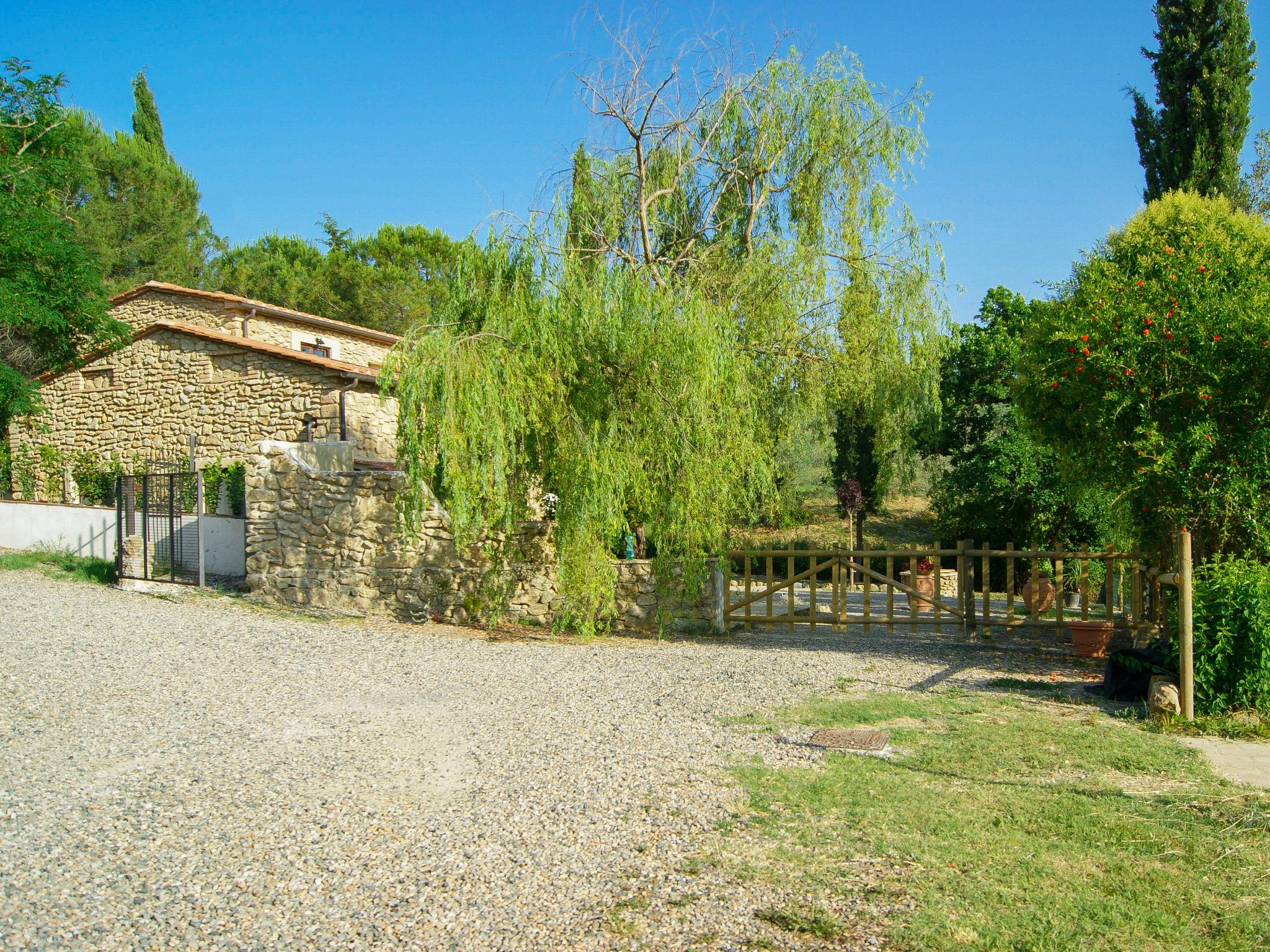 Foto 1 - Casa con 4 camere da letto a Volterra con piscina privata e giardino