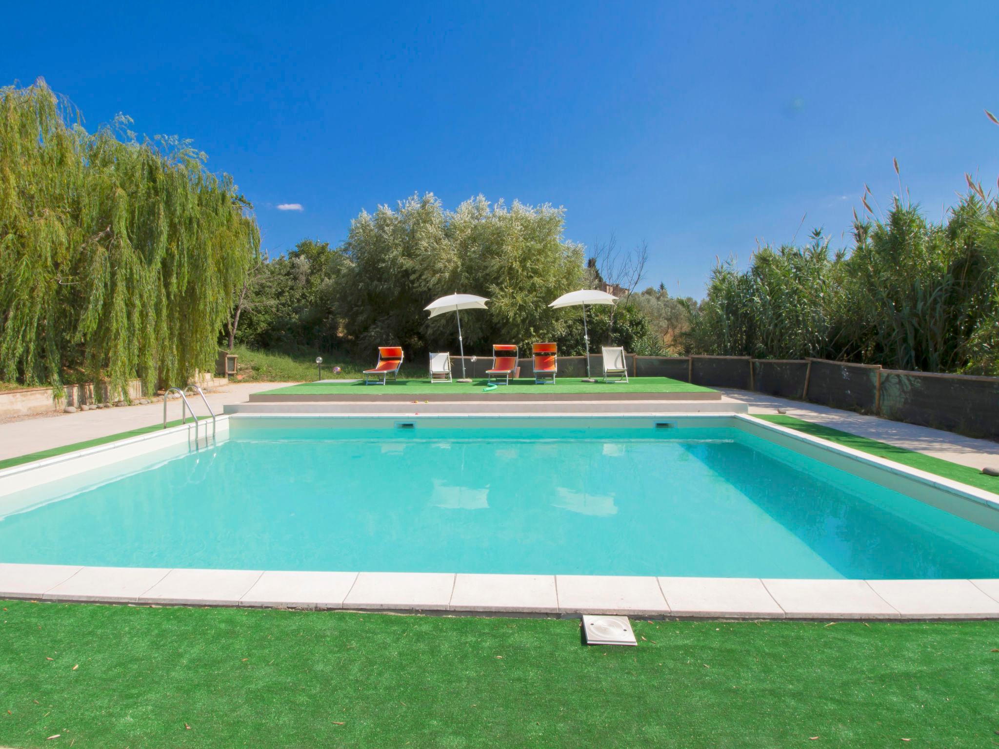 Foto 19 - Casa de 4 quartos em Volterra com piscina privada e jardim