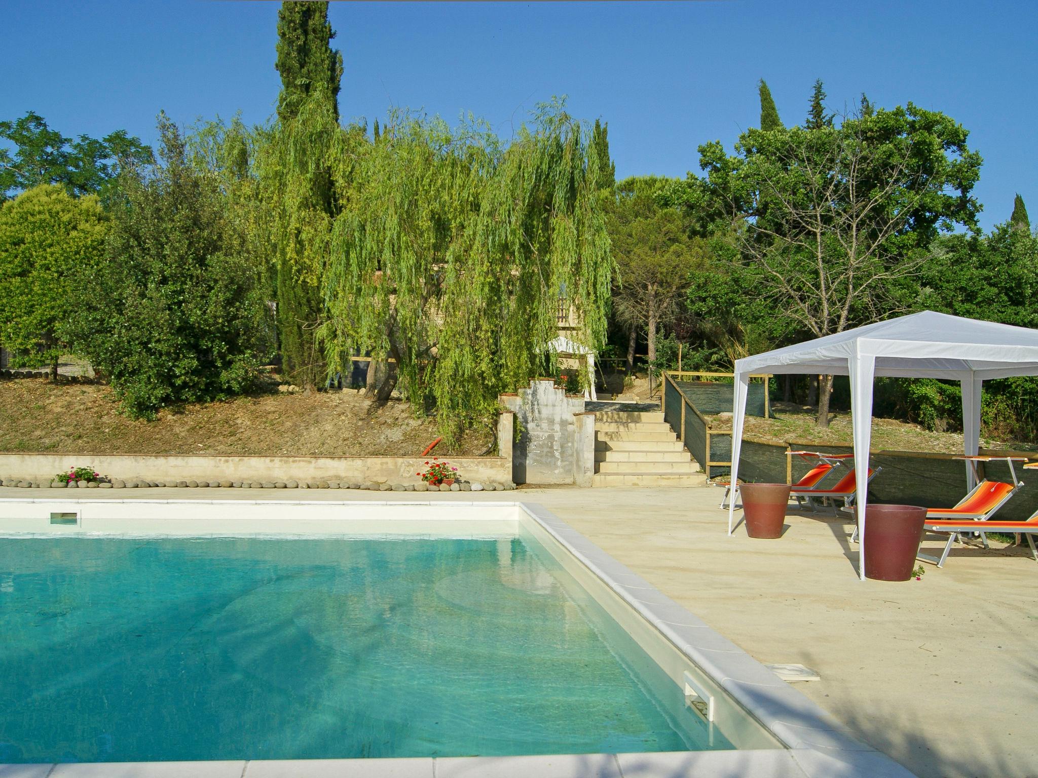 Foto 2 - Casa de 4 habitaciones en Volterra con piscina privada y jardín