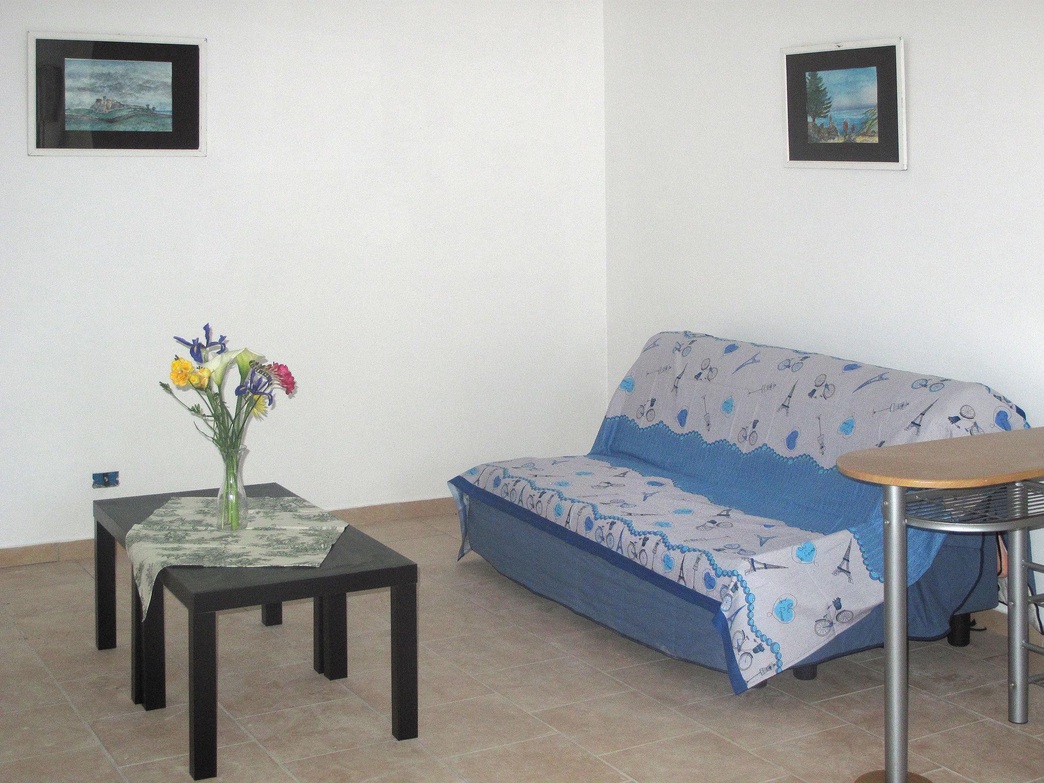Foto 7 - Appartamento con 2 camere da letto a Prelà con piscina e giardino