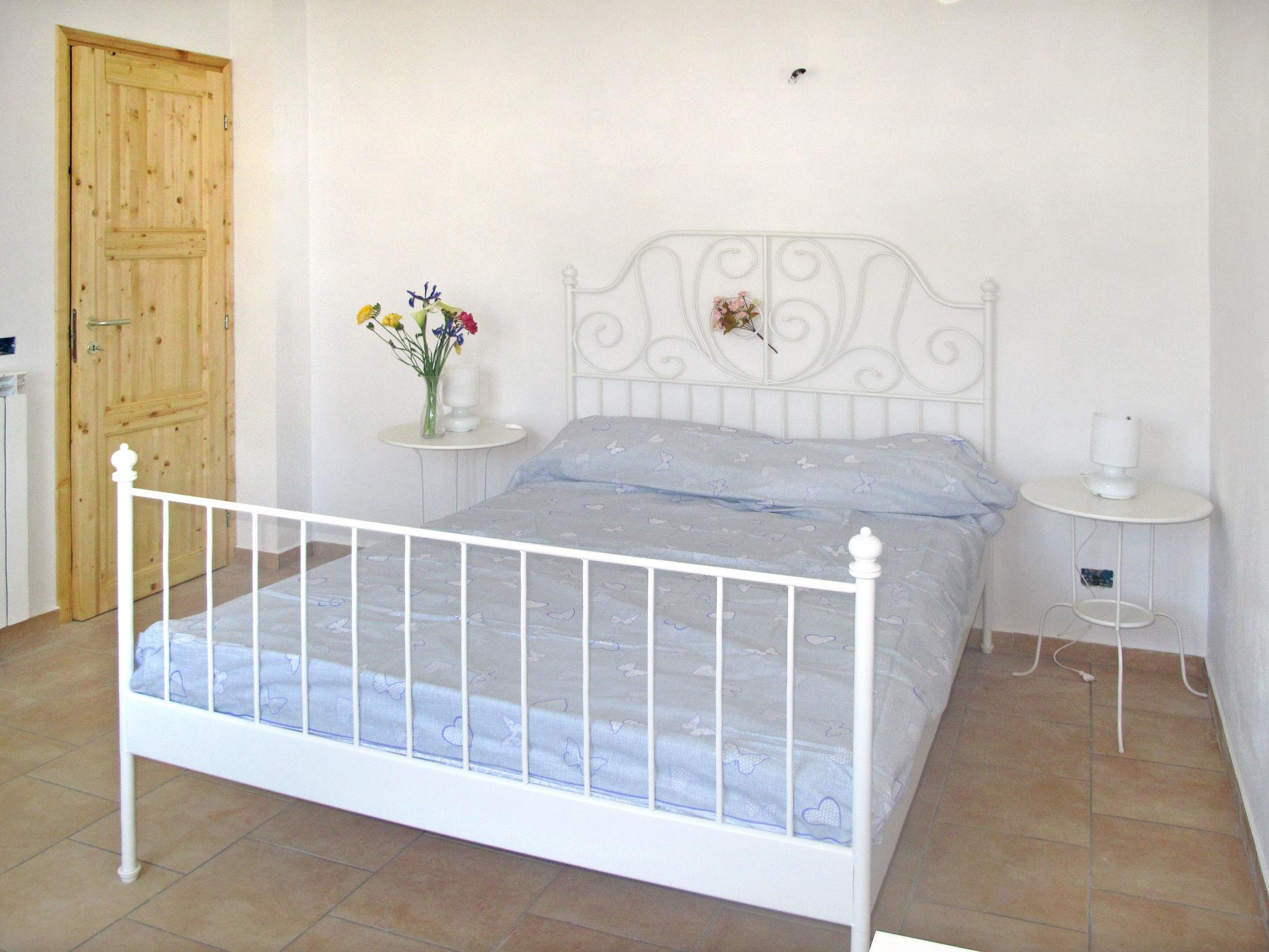 Photo 9 - 2 bedroom Apartment in Prelà with swimming pool and garden