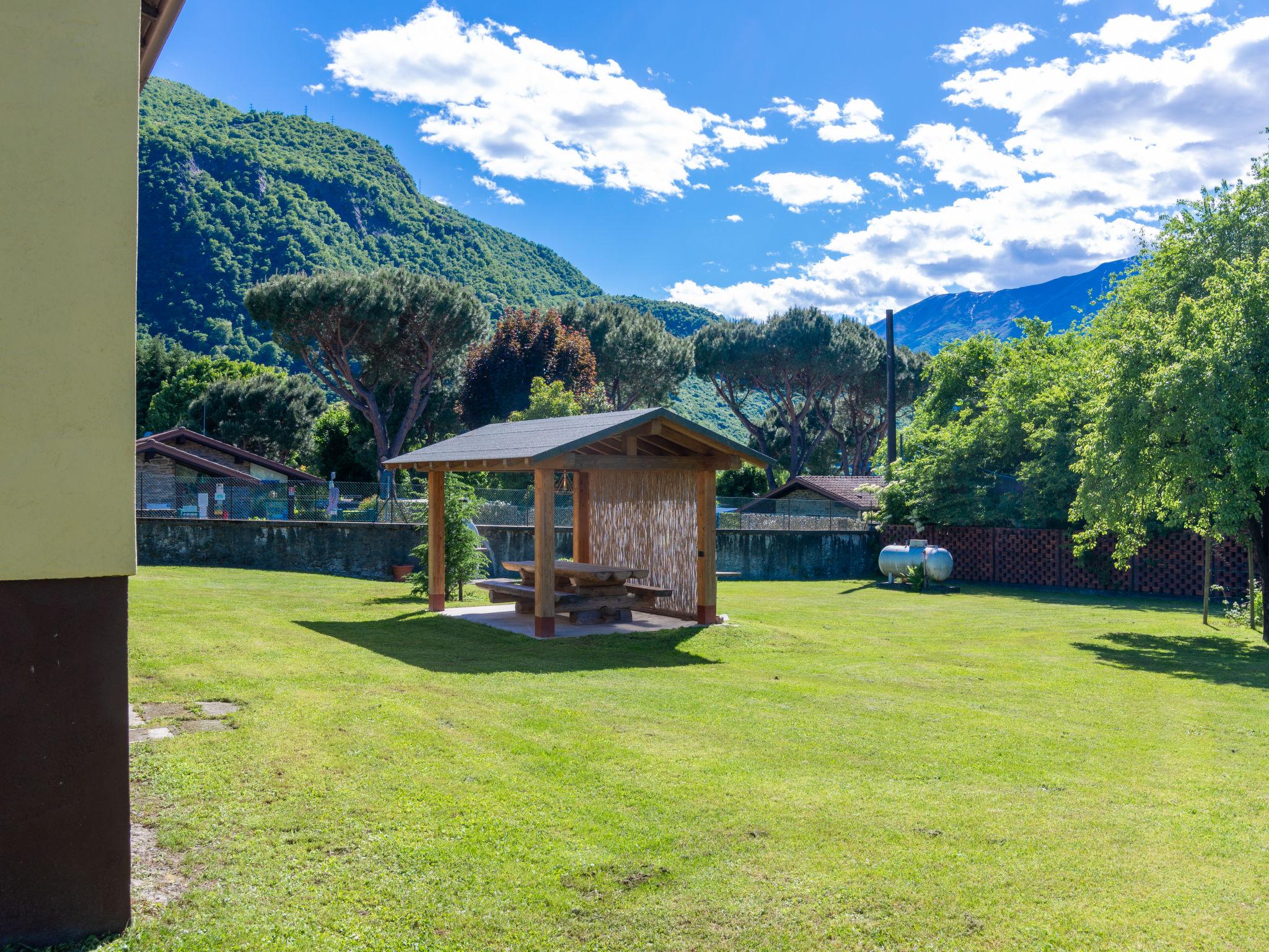 Photo 27 - Maison de 3 chambres à Colico avec jardin et vues sur la montagne