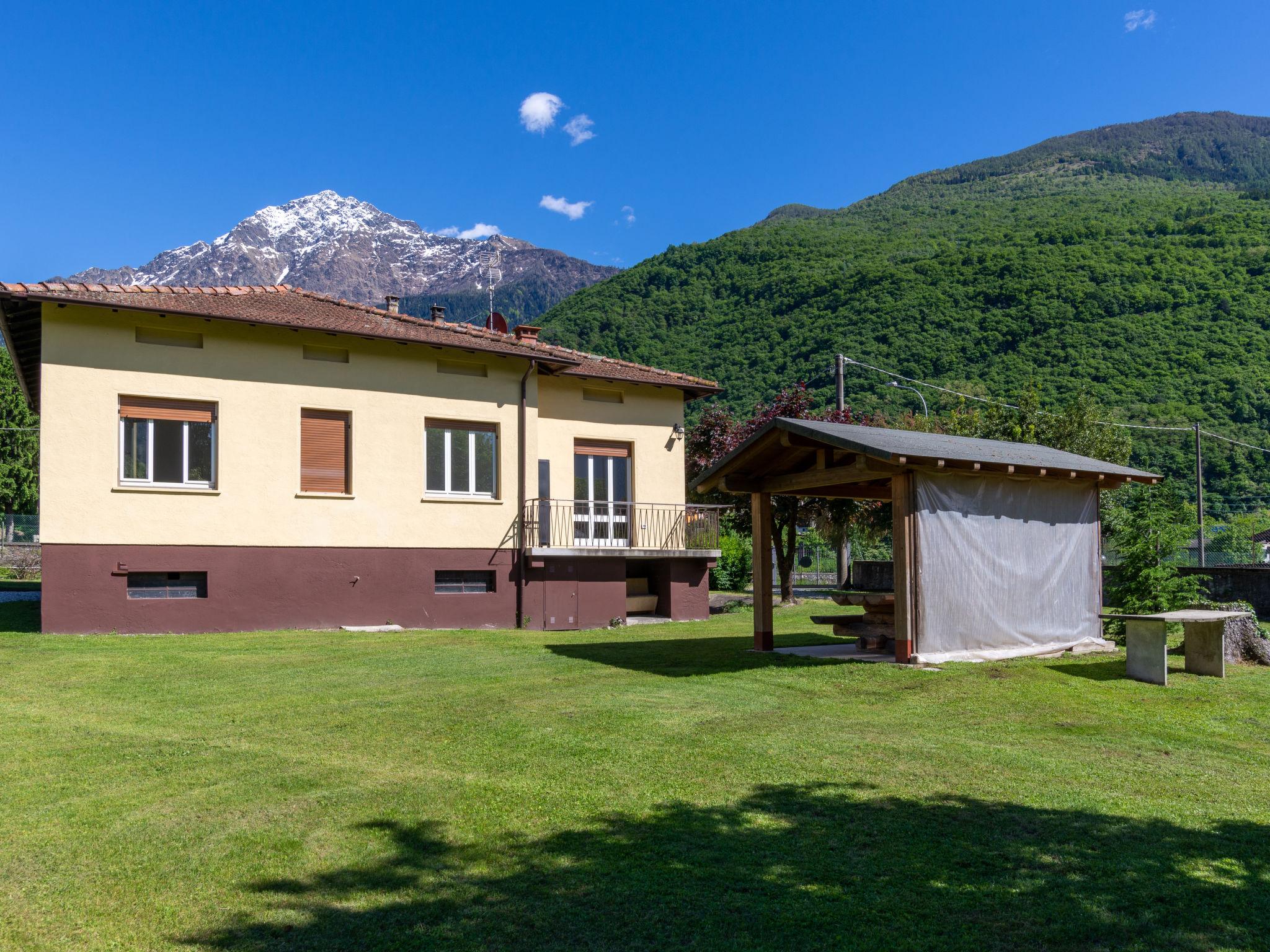 Photo 33 - Maison de 3 chambres à Colico avec jardin et vues sur la montagne