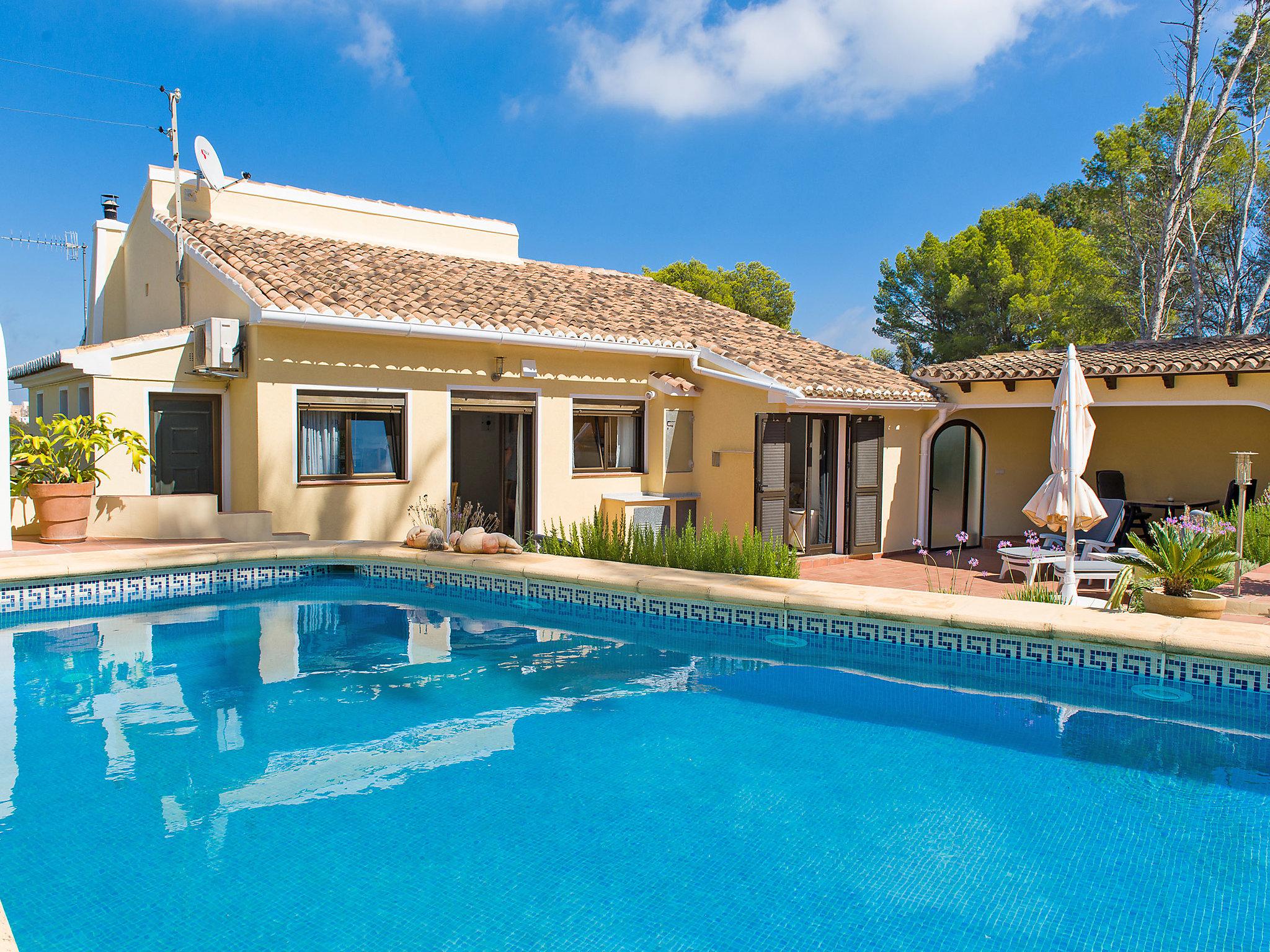 Foto 1 - Casa de 3 habitaciones en Jávea con piscina privada y vistas al mar