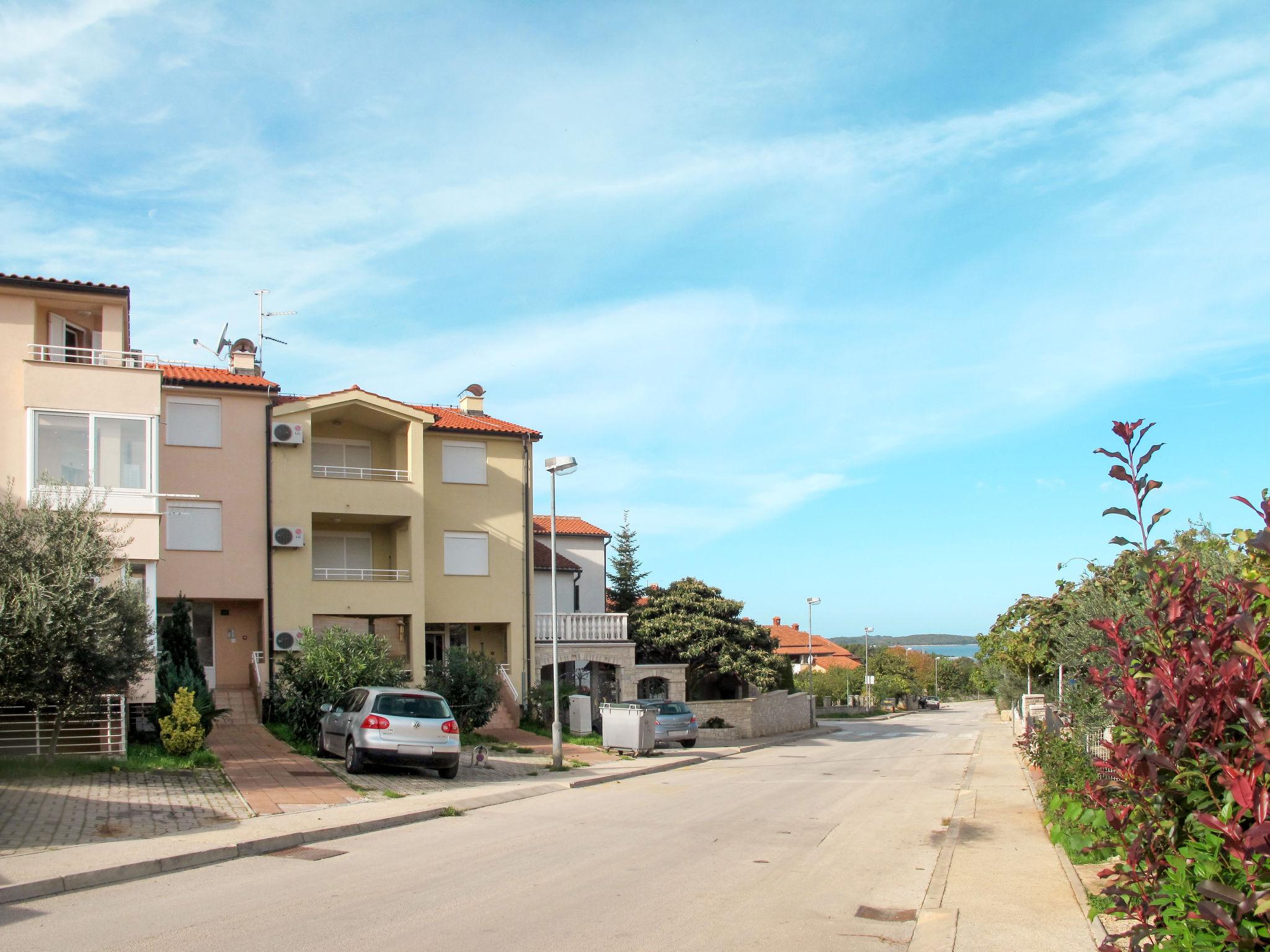 Foto 6 - Apartamento en Pula con terraza y vistas al mar