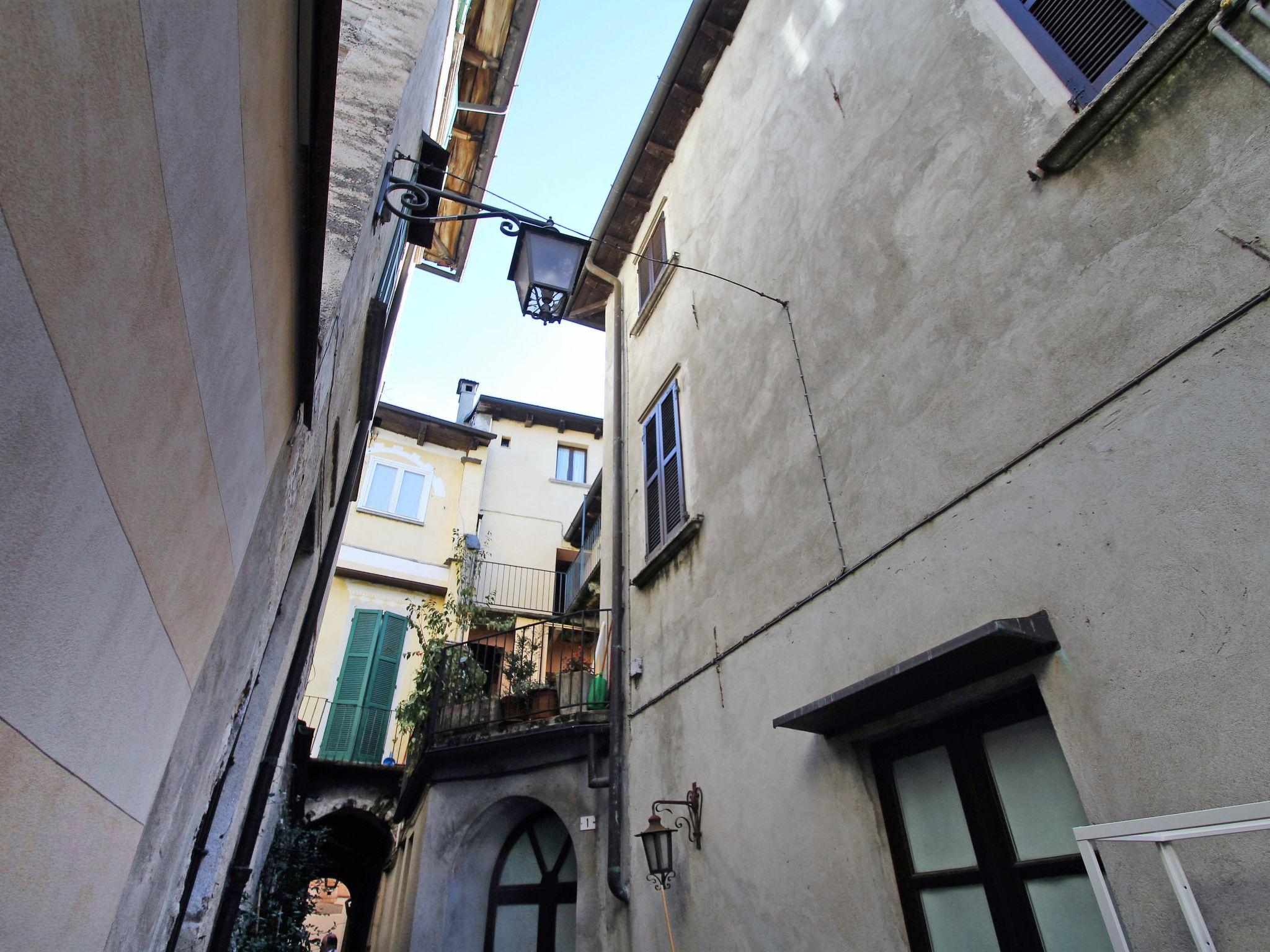 Foto 16 - Appartamento con 1 camera da letto a Orta San Giulio con vista sulle montagne