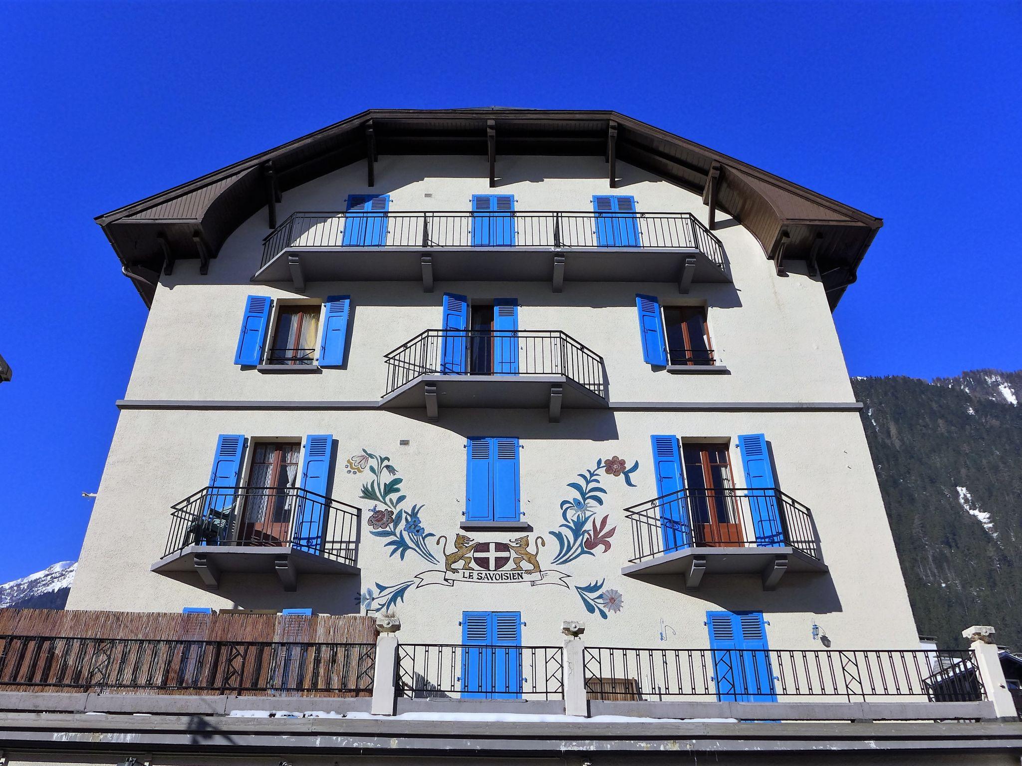 Foto 1 - Appartamento con 1 camera da letto a Chamonix-Mont-Blanc con vista sulle montagne