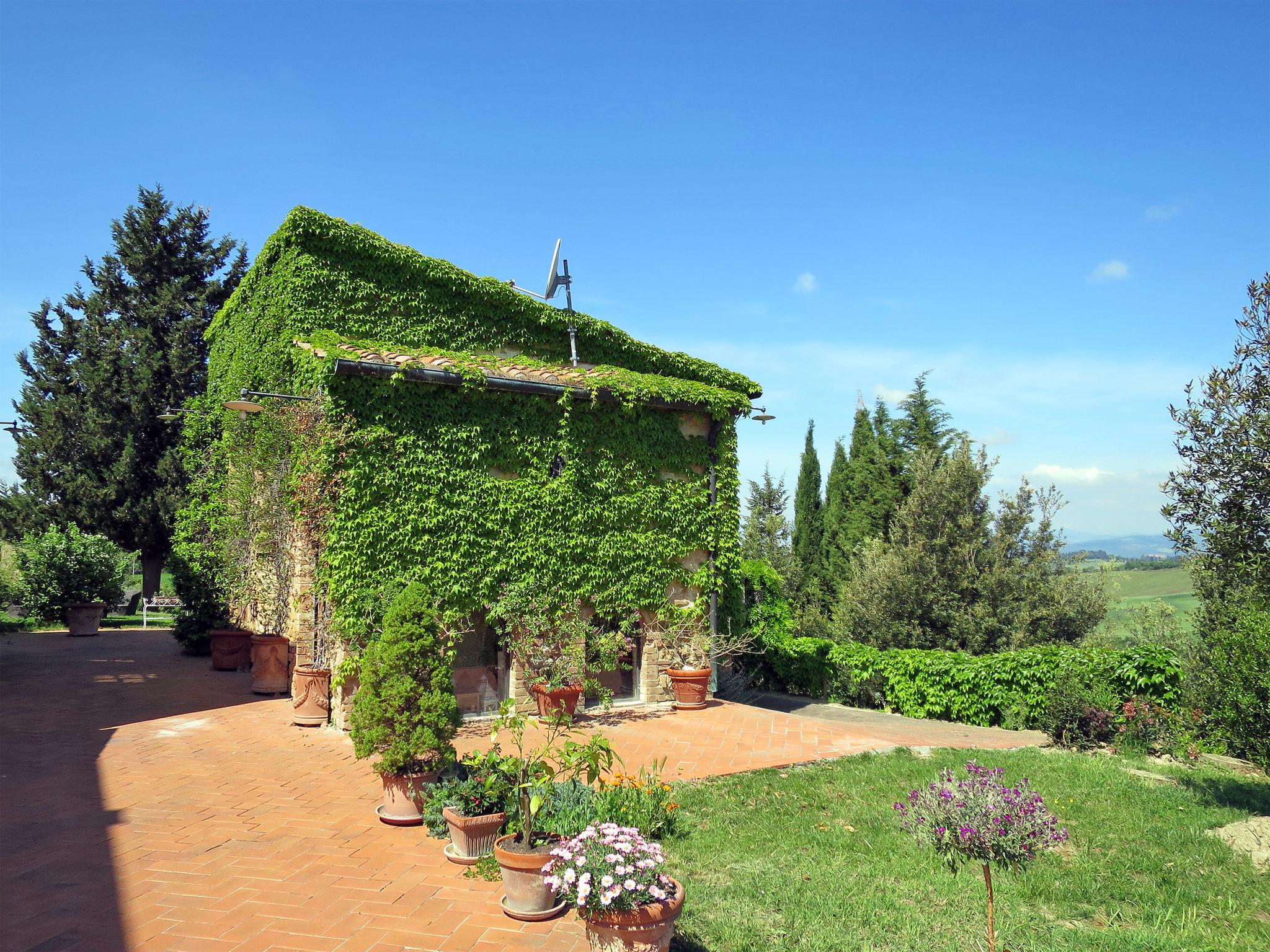 Foto 13 - Casa a Pomarance con piscina privata e giardino