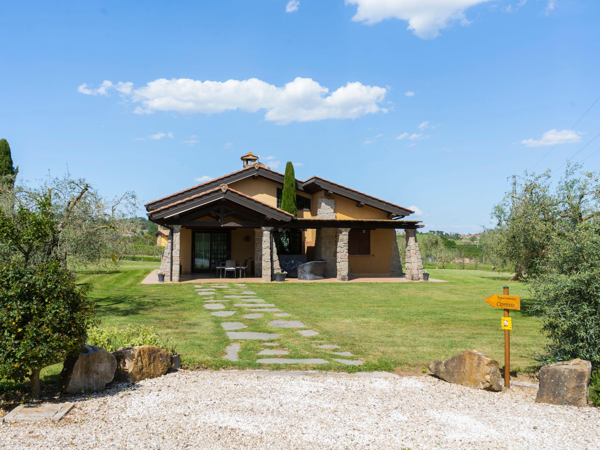 Photo 23 - Maison de 1 chambre à Sutri avec piscine privée et vues sur la montagne