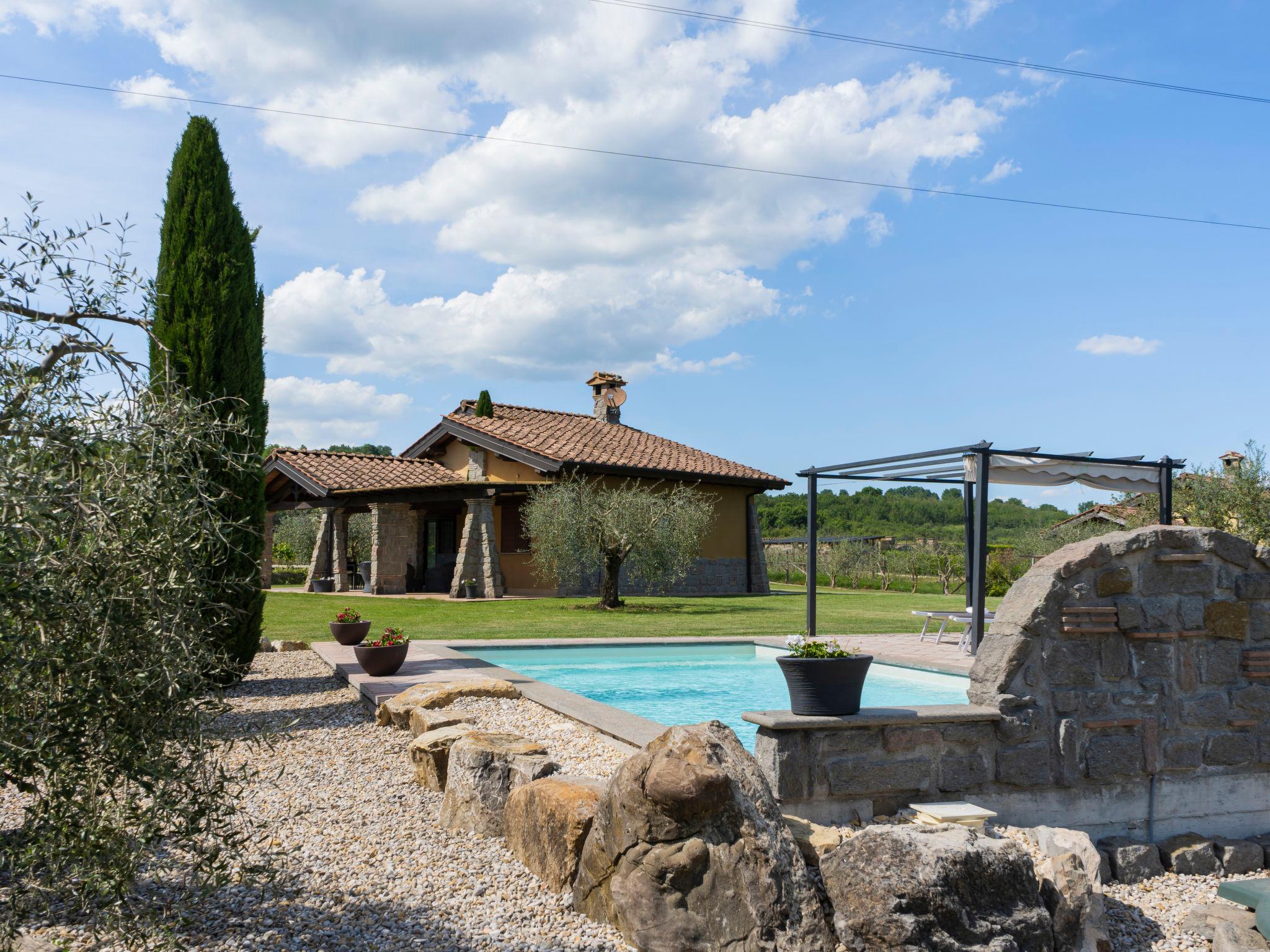 Photo 29 - Maison de 1 chambre à Sutri avec piscine privée et vues sur la montagne