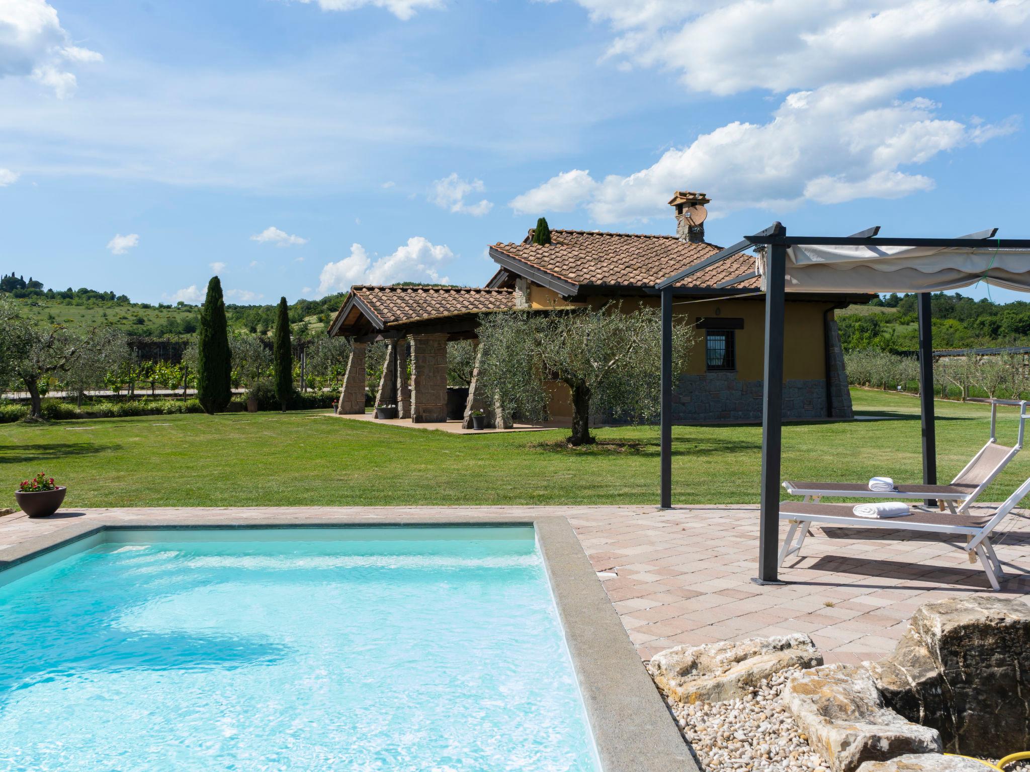 Photo 24 - Maison de 1 chambre à Sutri avec piscine privée et jardin