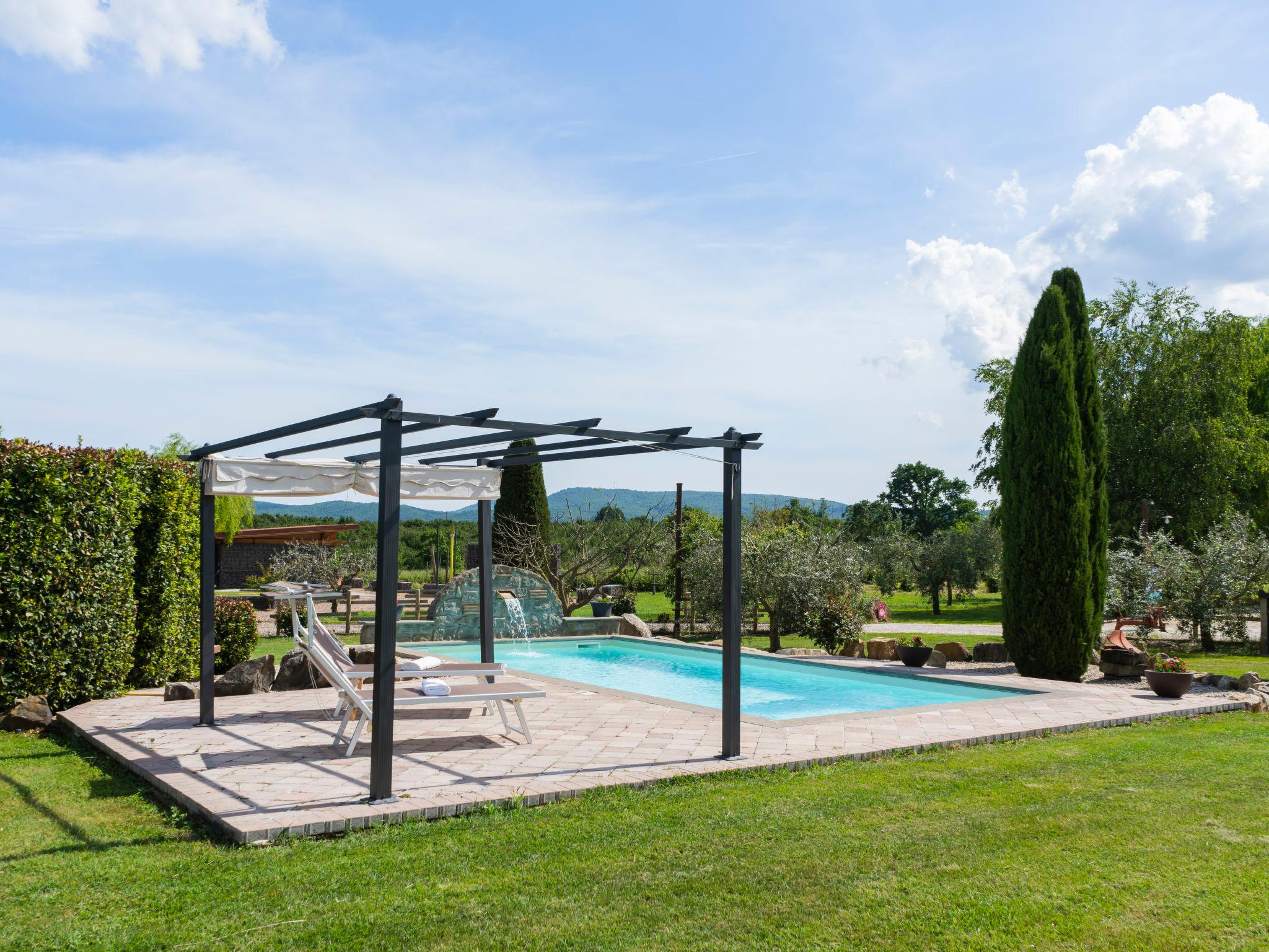 Photo 26 - Maison de 1 chambre à Sutri avec piscine privée et vues sur la montagne