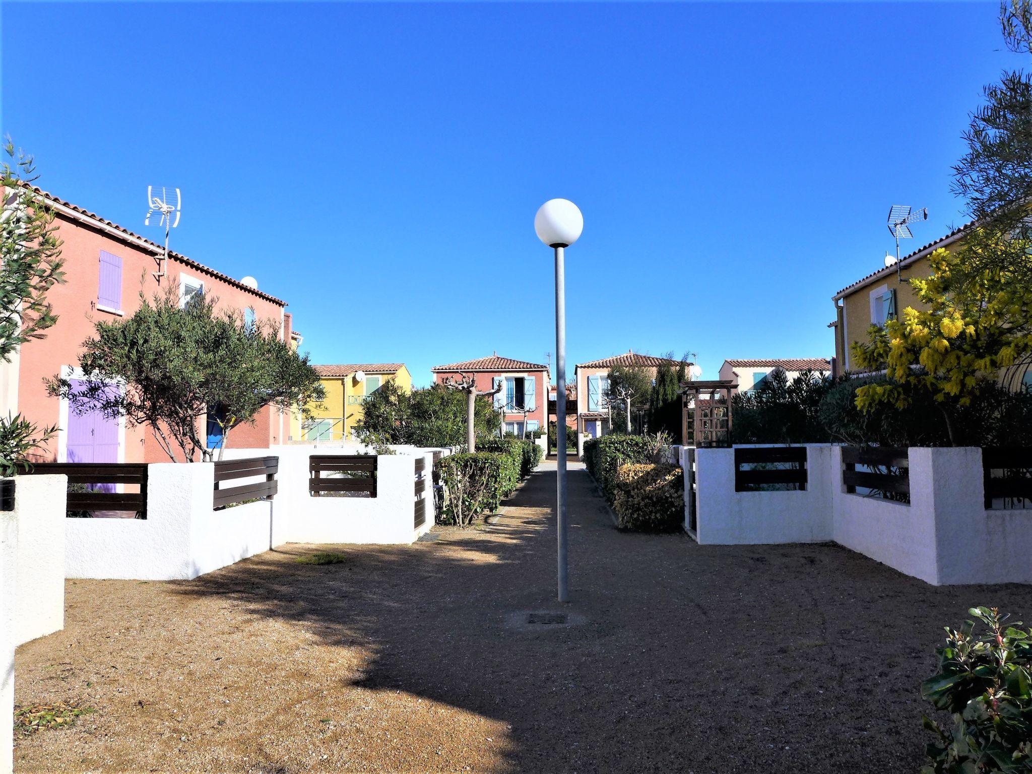 Photo 16 - 2 bedroom House in Narbonne with garden and terrace