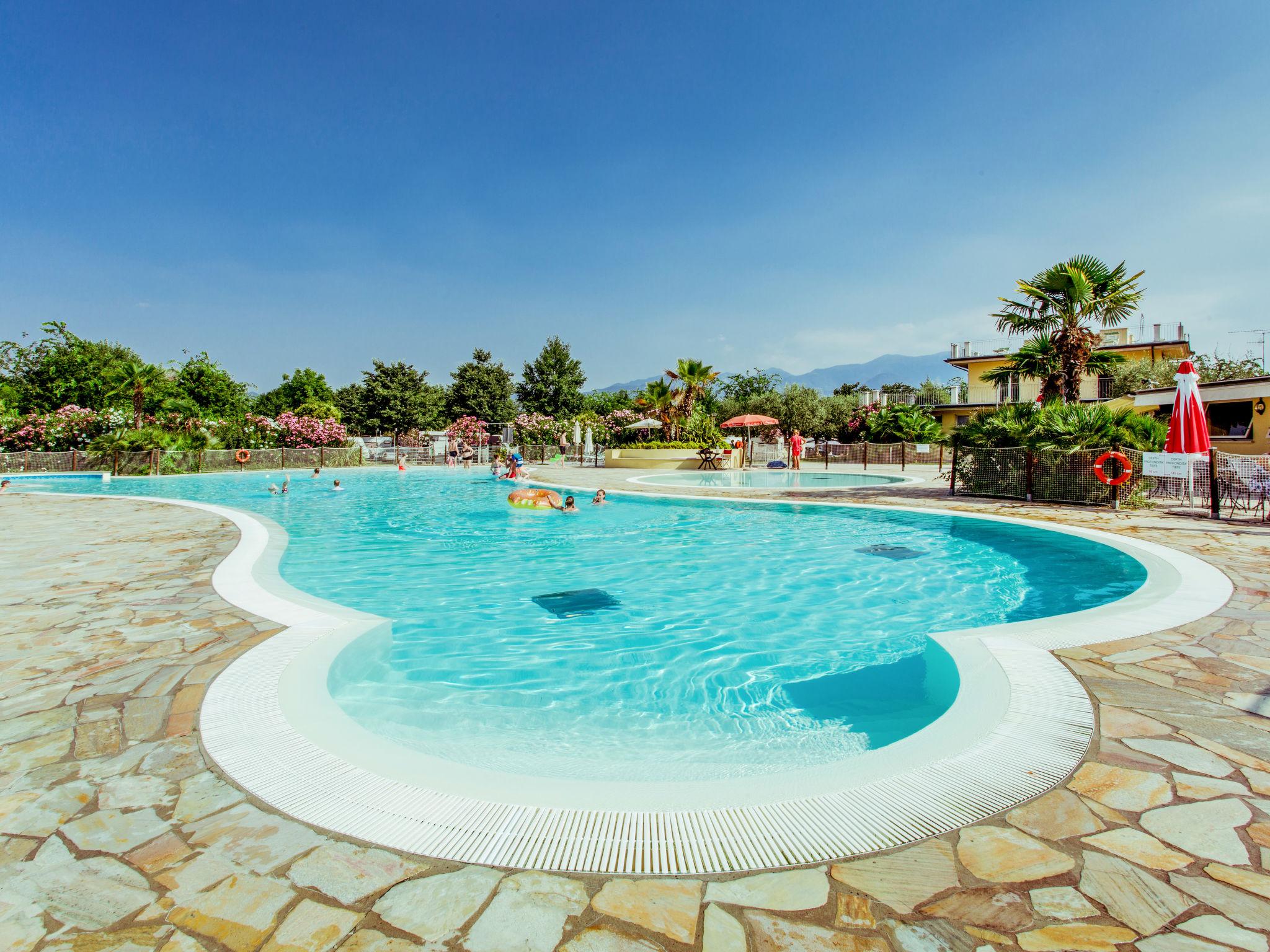 Photo 22 - Maison de 2 chambres à Manerba del Garda avec piscine et jardin