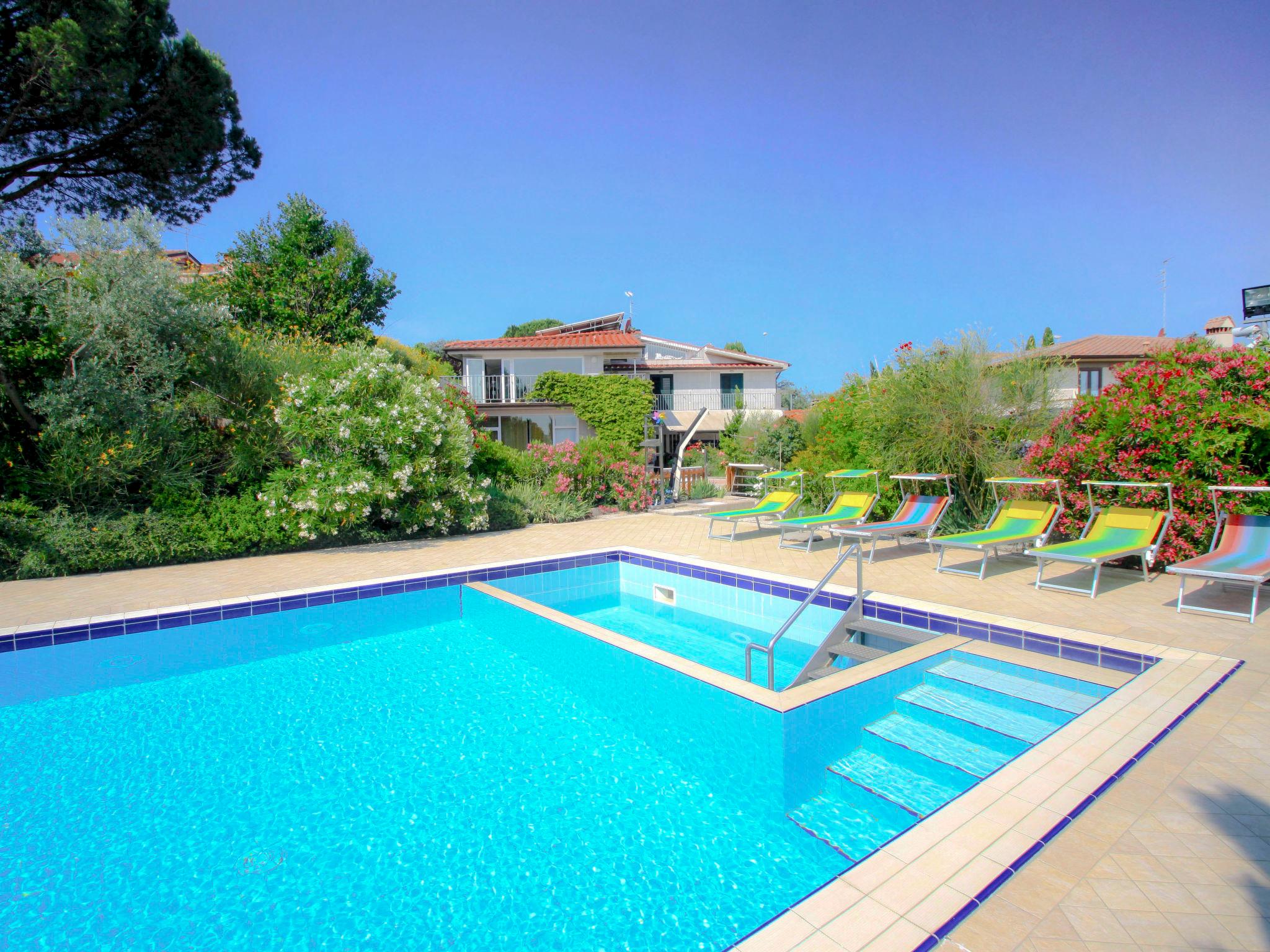 Foto 1 - Casa de 6 habitaciones en Montelupo Fiorentino con piscina privada y terraza
