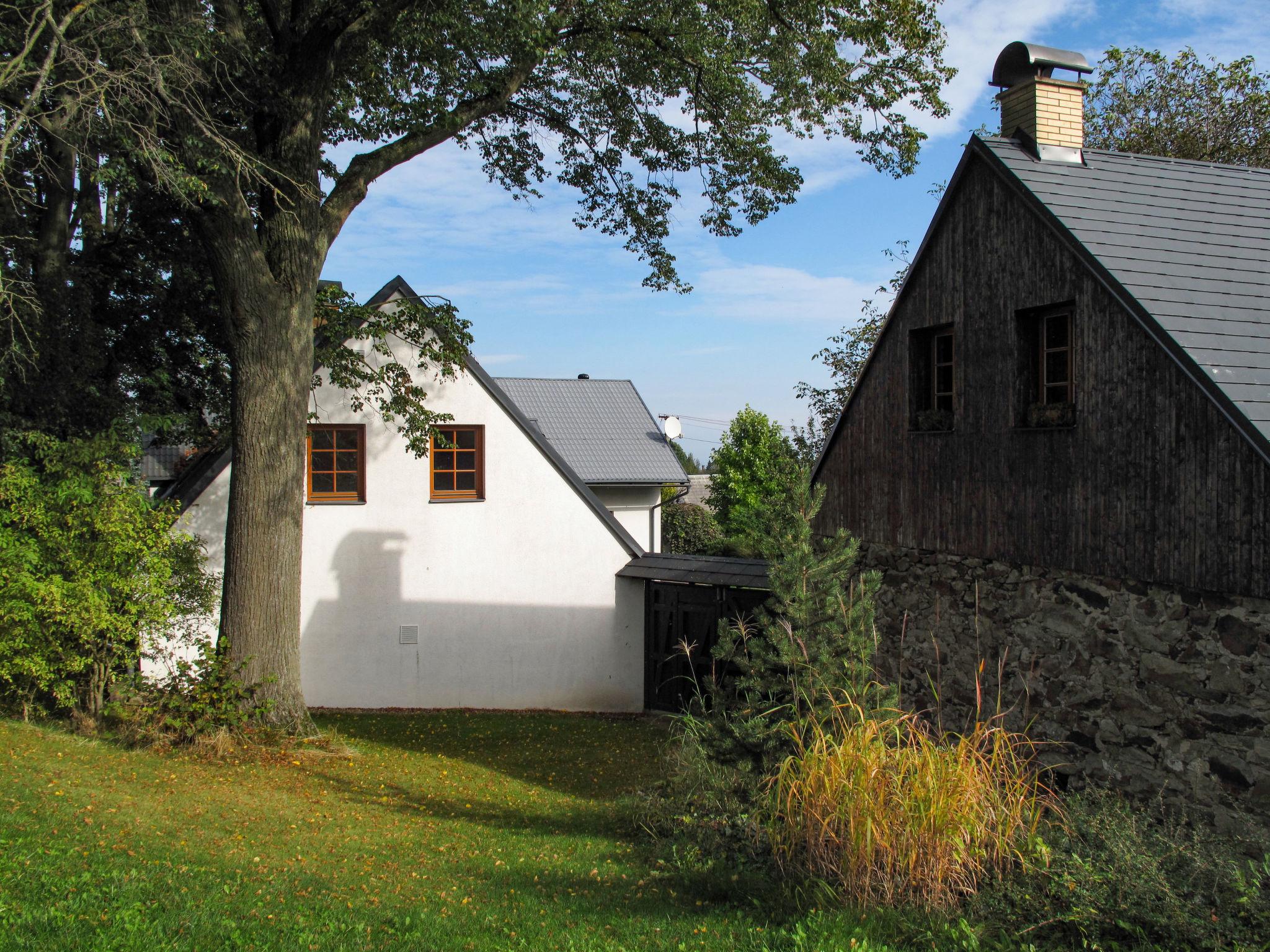 Foto 1 - Haus mit 5 Schlafzimmern in Holetín mit privater pool und garten