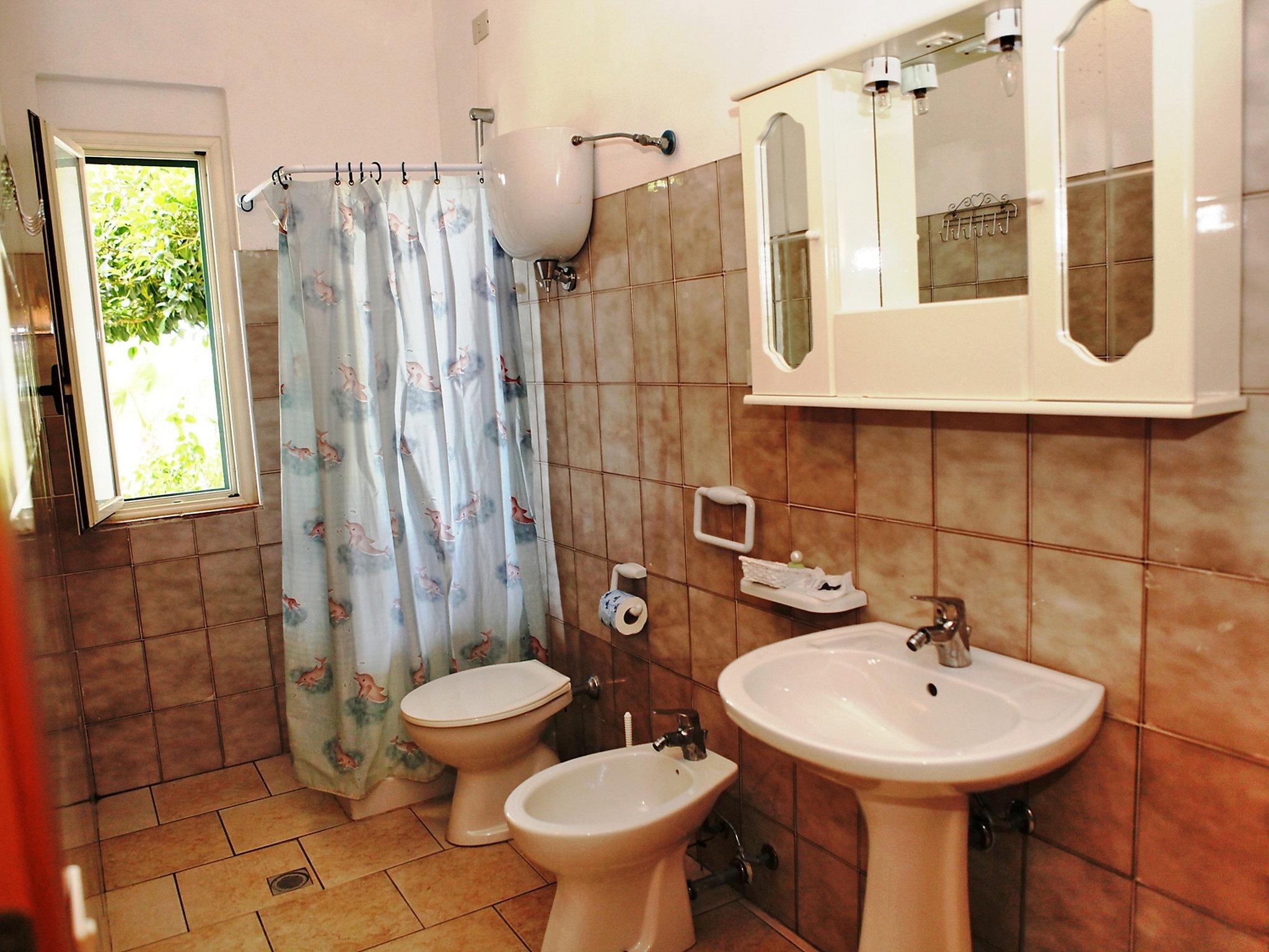 Foto 10 - Apartamento de 2 quartos em Ricadi com piscina e jardim