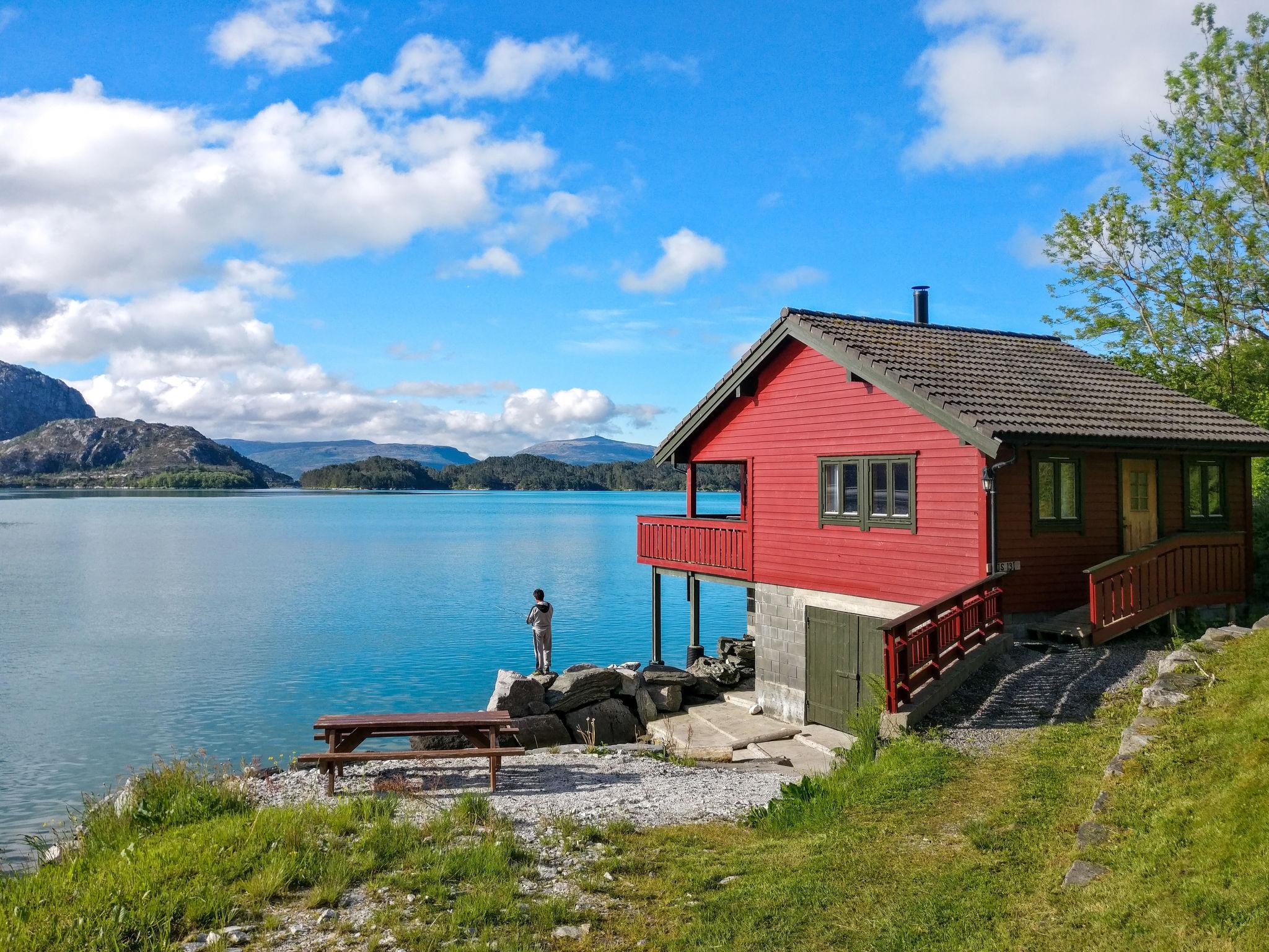 Foto 1 - Casa de 2 quartos em Hyllestad com jardim e terraço