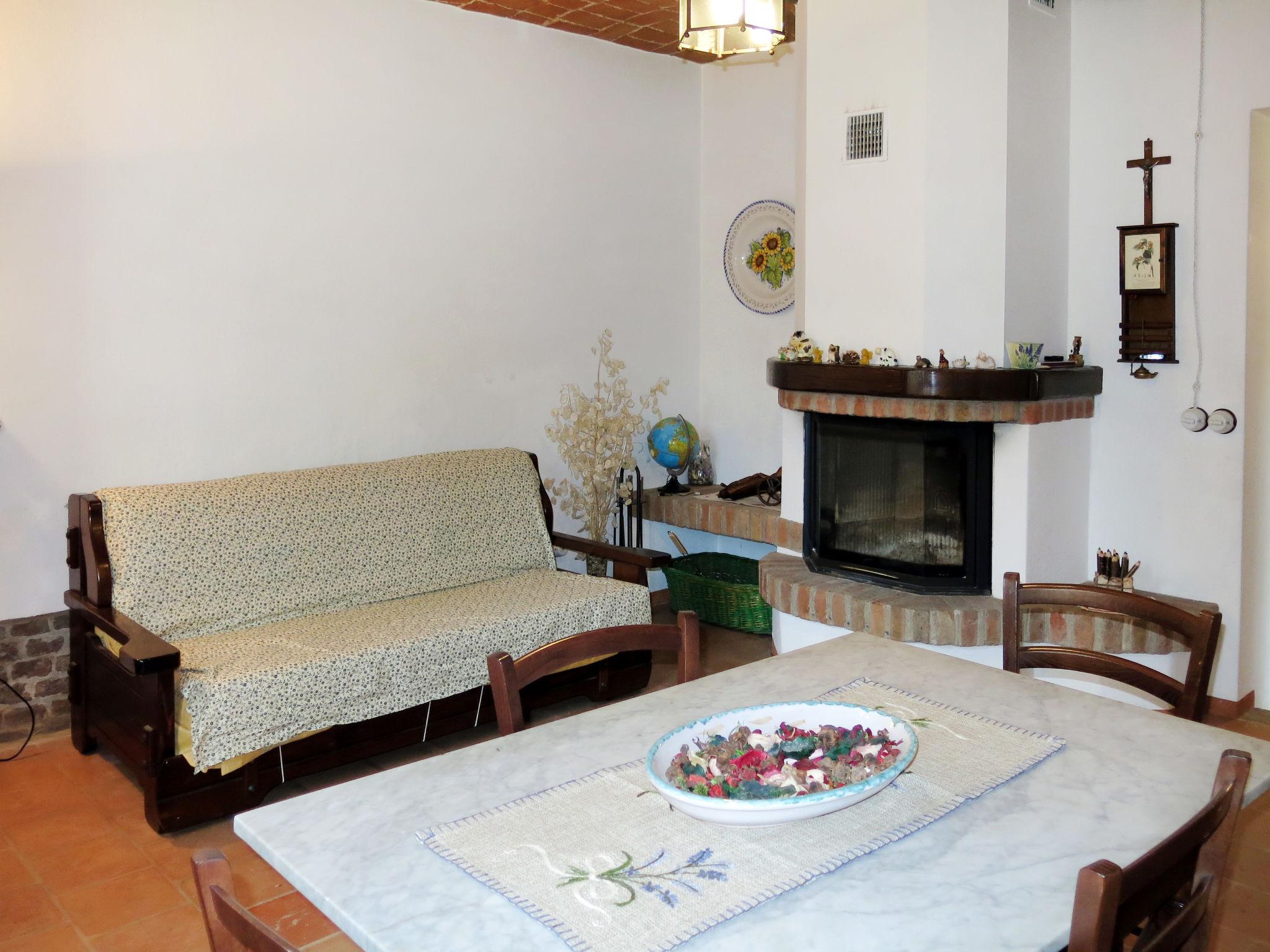 Photo 8 - 2 bedroom House in Mombaruzzo with garden and terrace