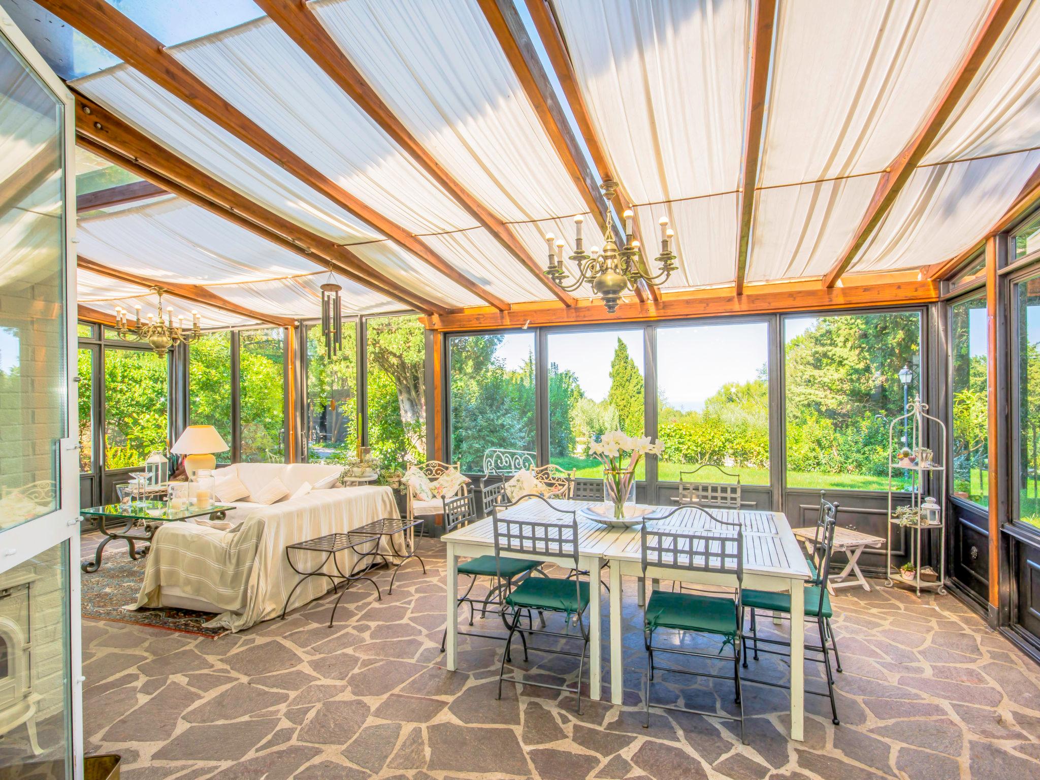 Photo 4 - Maison de 2 chambres à Livourne avec piscine privée et jardin