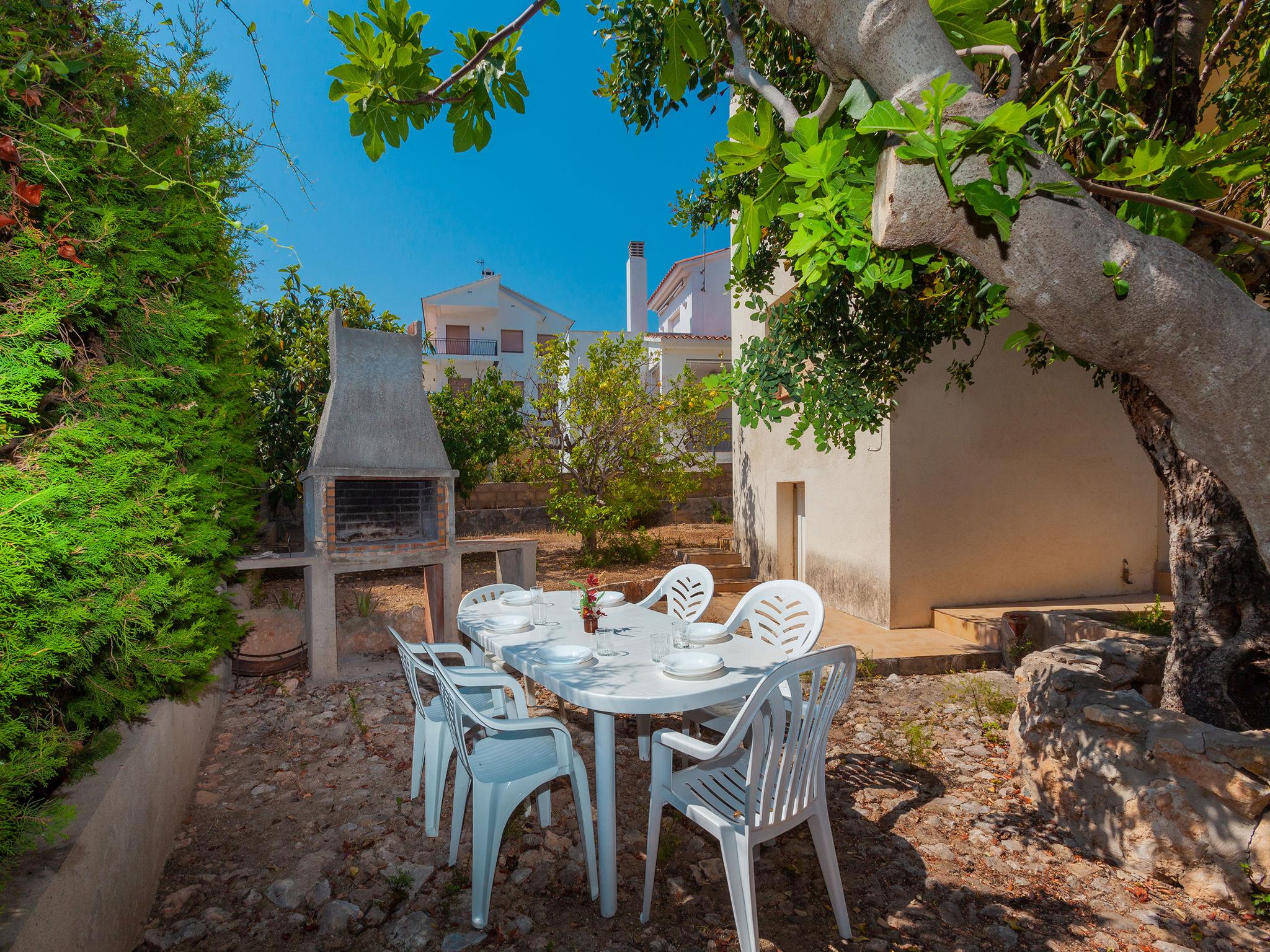 Photo 5 - Maison de 4 chambres à Creixell avec jardin et terrasse