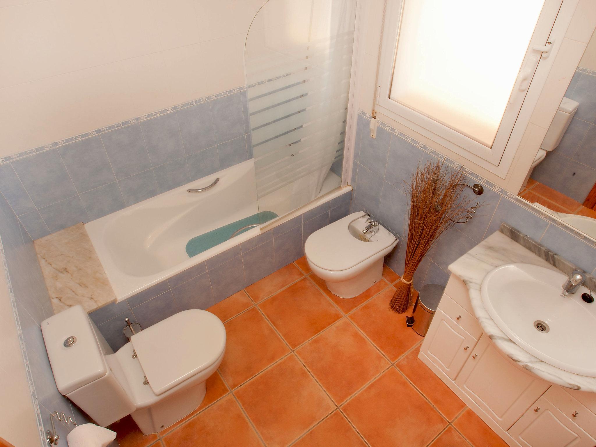 Photo 13 - 3 bedroom House in els Poblets with private pool and sea view