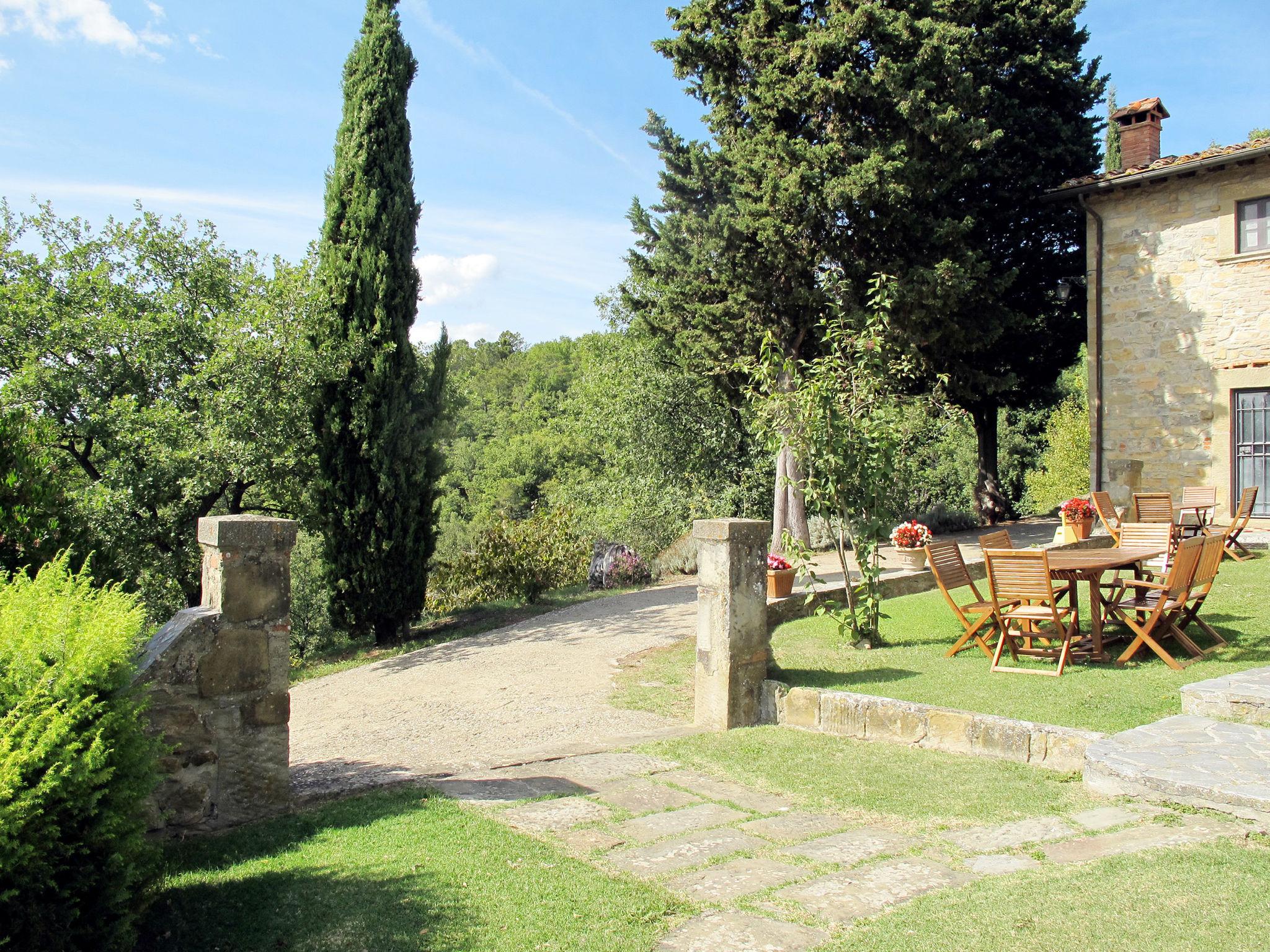 Foto 24 - Appartamento con 3 camere da letto a Loro Ciuffenna con piscina e giardino