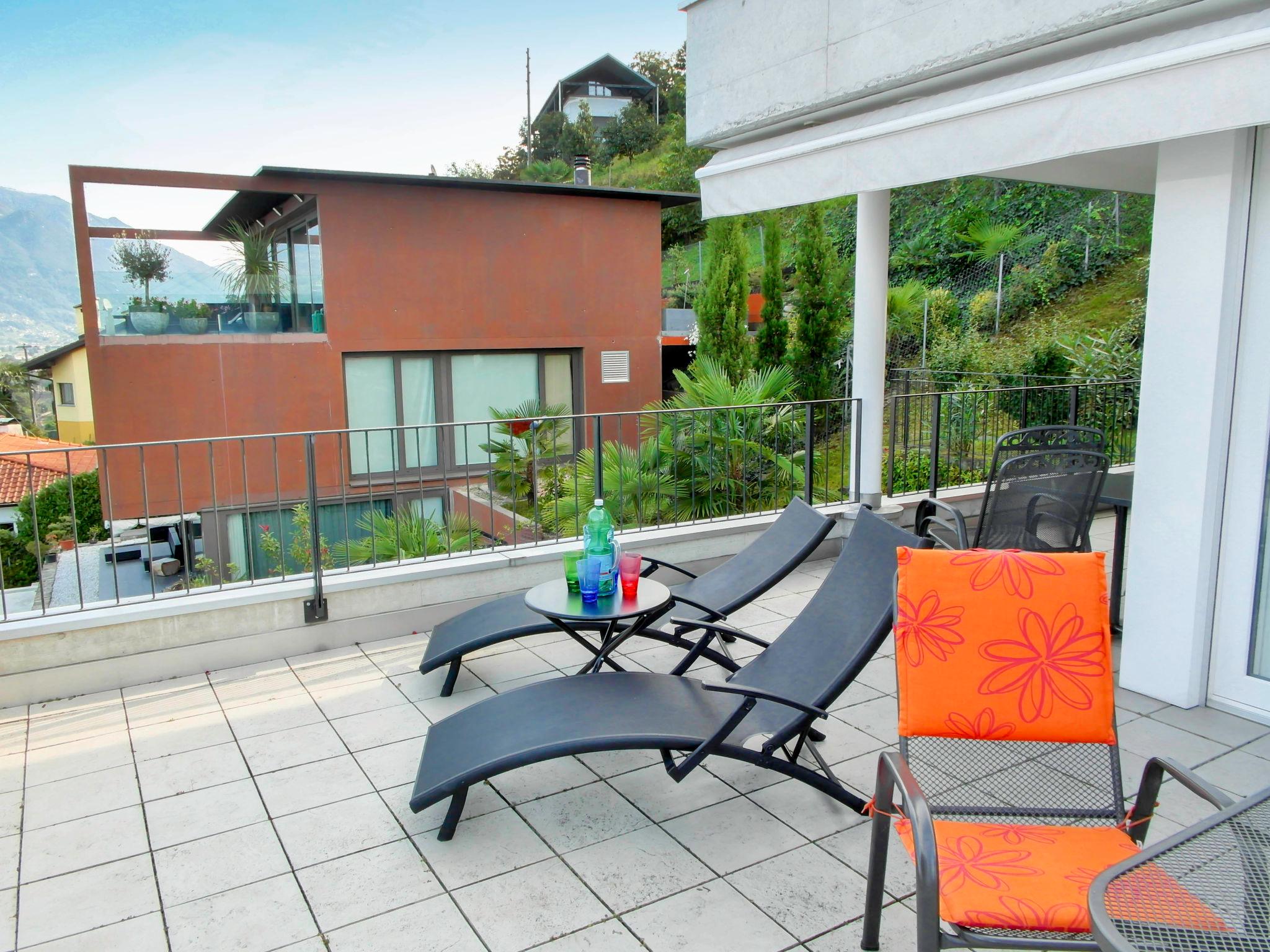 Photo 21 - 2 bedroom Apartment in Gambarogno with swimming pool and garden