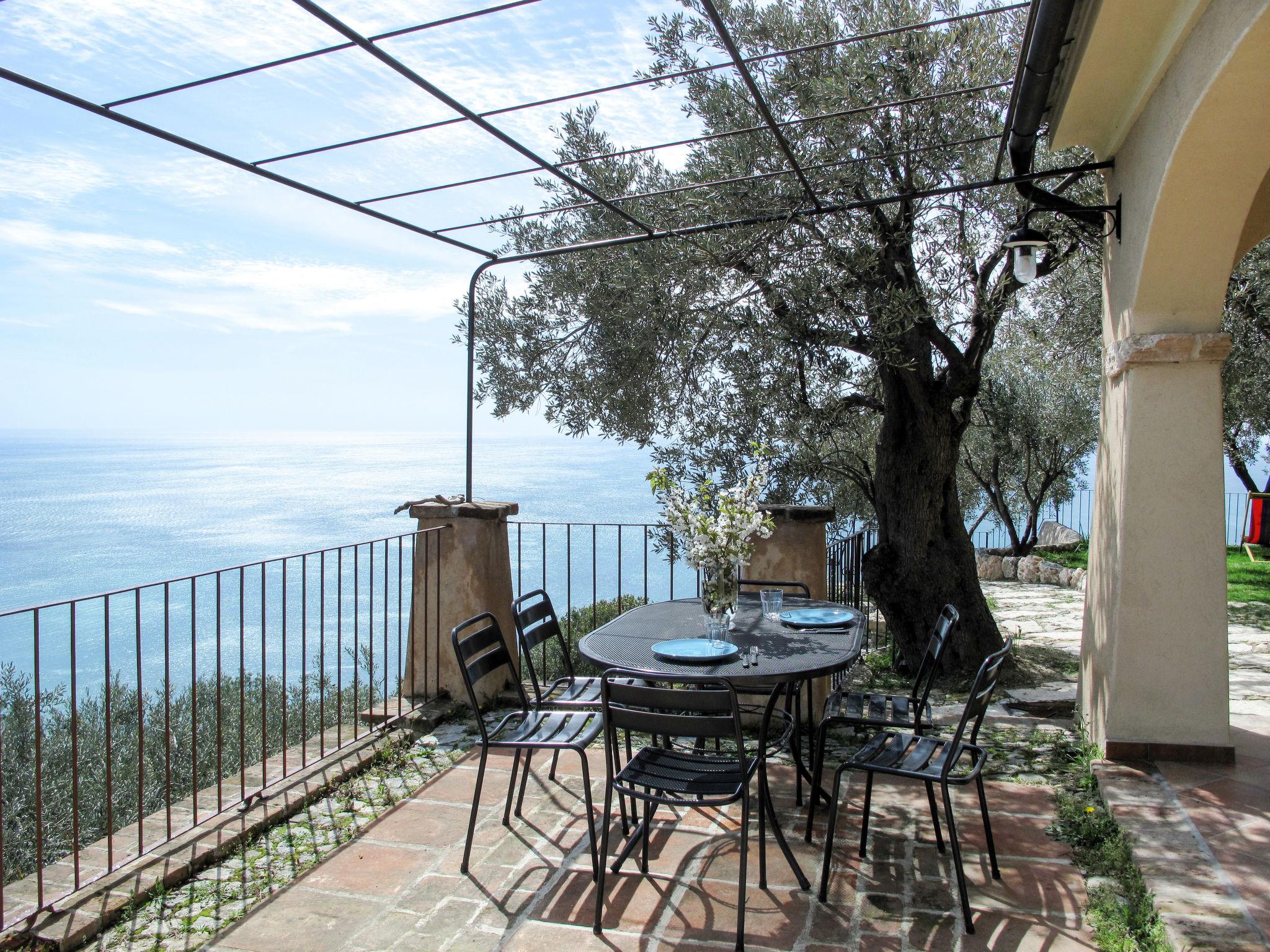 Foto 5 - Casa con 2 camere da letto a Finale Ligure con giardino e vista mare