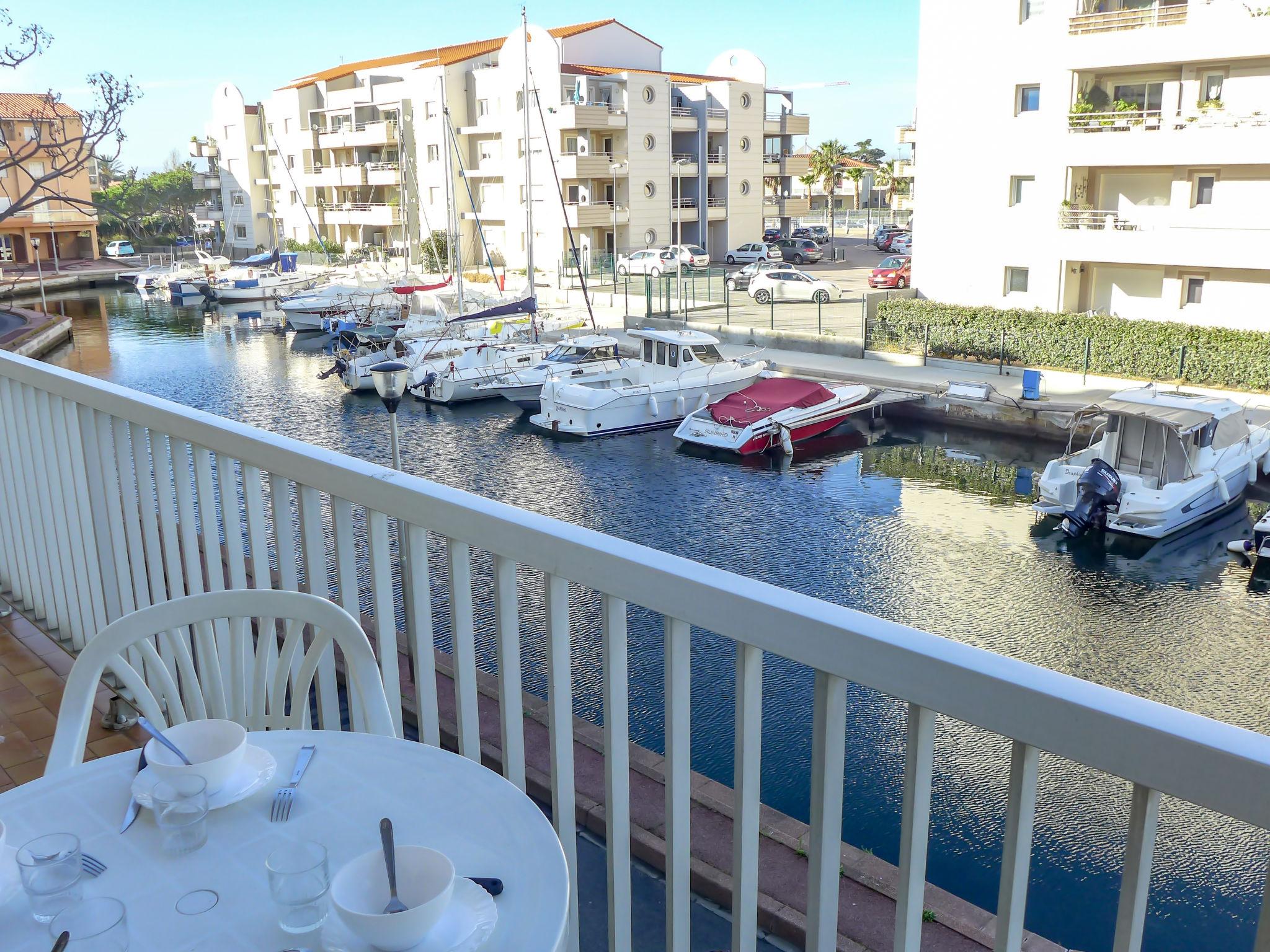 Foto 1 - Apartamento de 1 quarto em Canet-en-Roussillon com vistas do mar